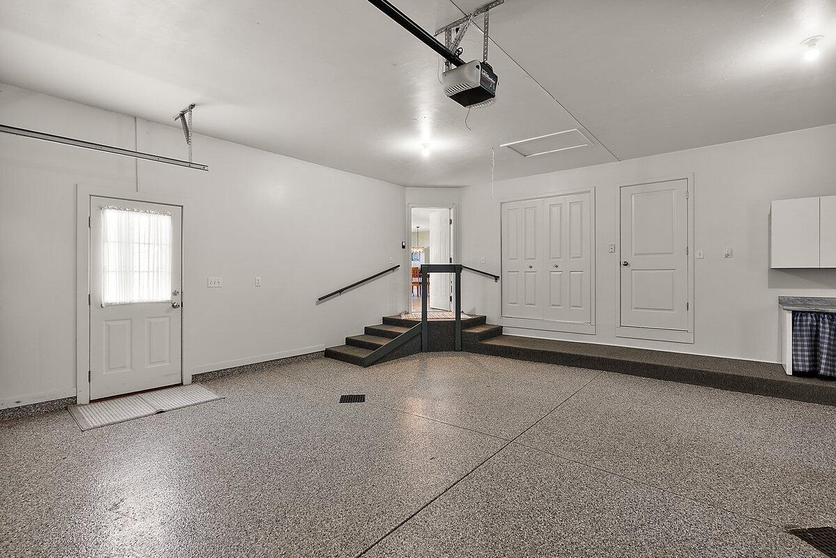 329 Hunters Run Circle Holland MI 49423