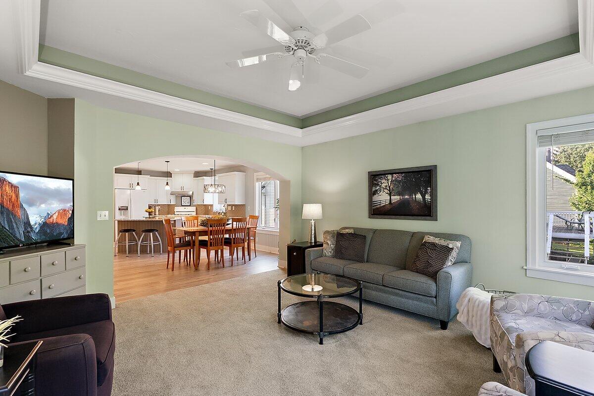 329 Hunters Run Circle Holland MI 49423