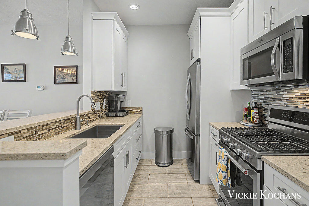 142 Viridian Drive Muskegon MI 49440