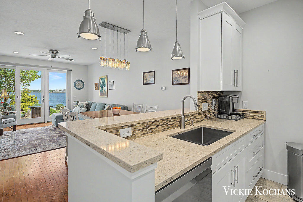 142 Viridian Drive Muskegon MI 49440
