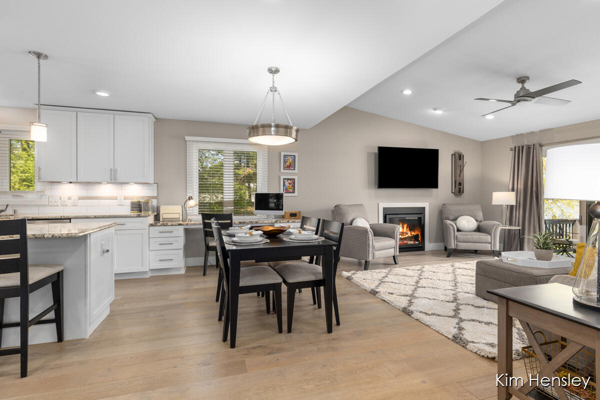 6641 Bella Vista Drive NE Rockford MI 49341