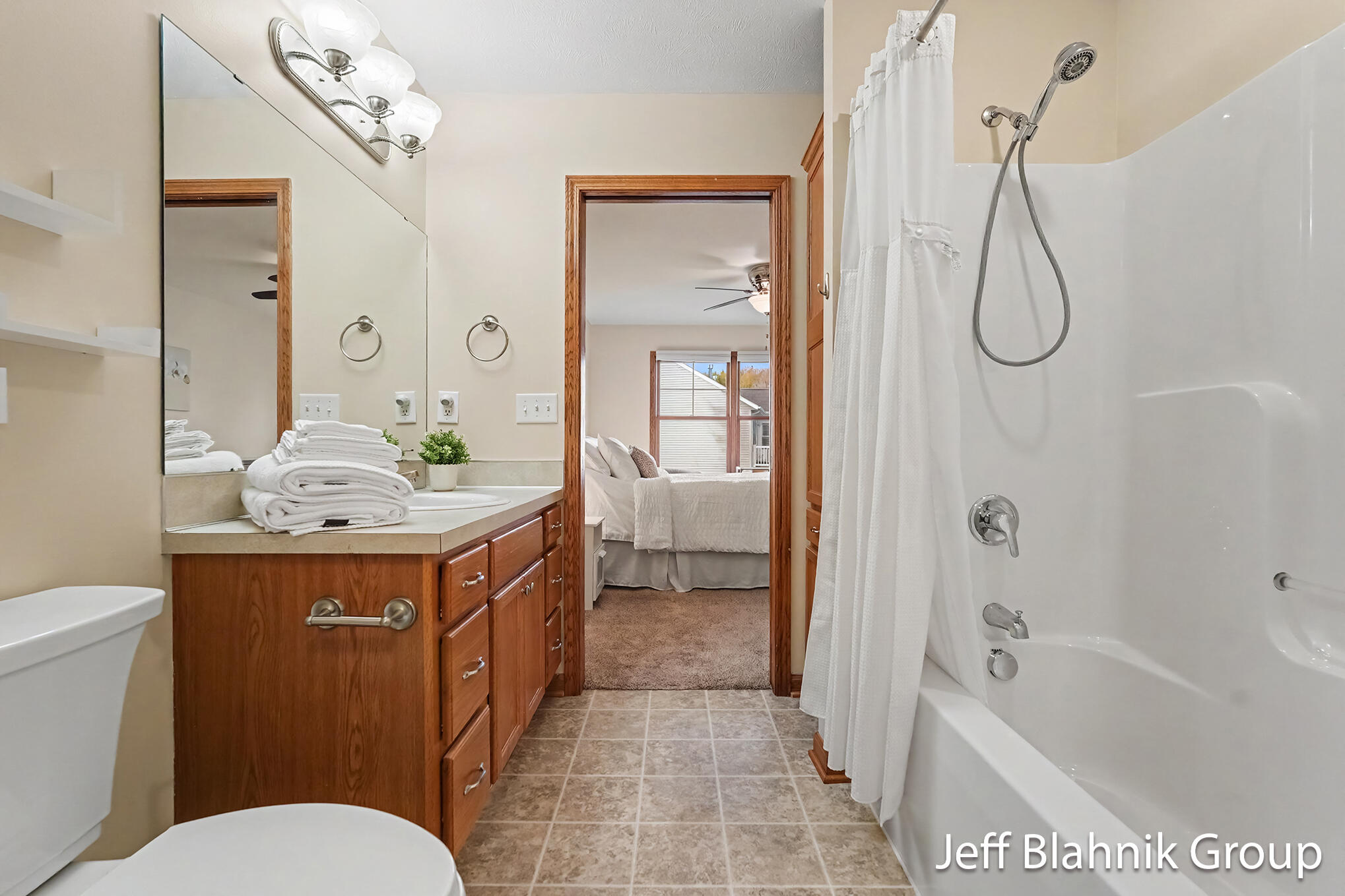 3559 Megan Court NW Grand Rapids MI 49534