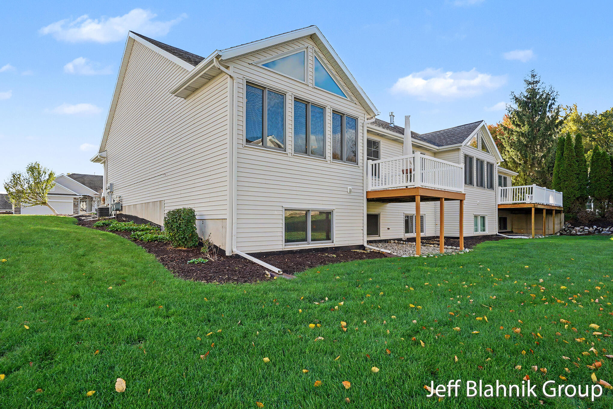 3559 Megan Court NW Grand Rapids MI 49534