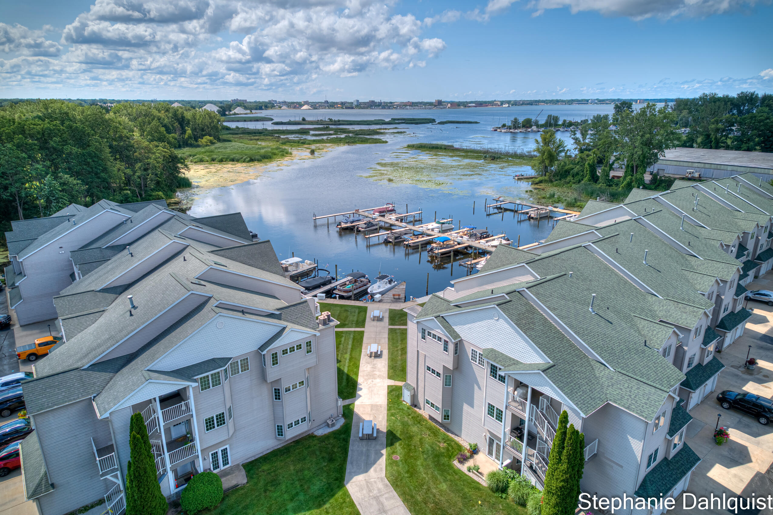 2411 Lake Avenue Muskegon MI 49445