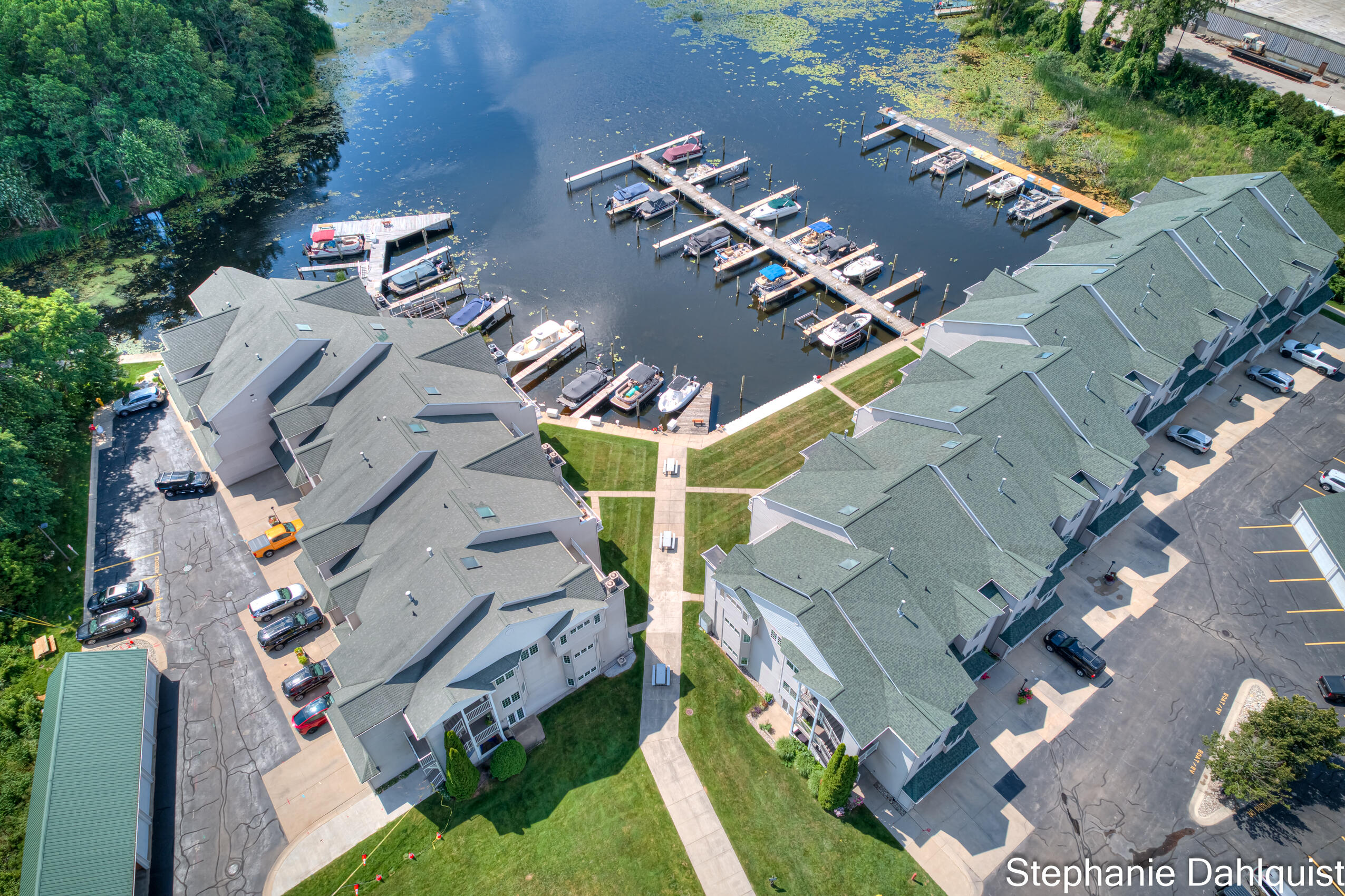 2411 Lake Avenue Muskegon MI 49445