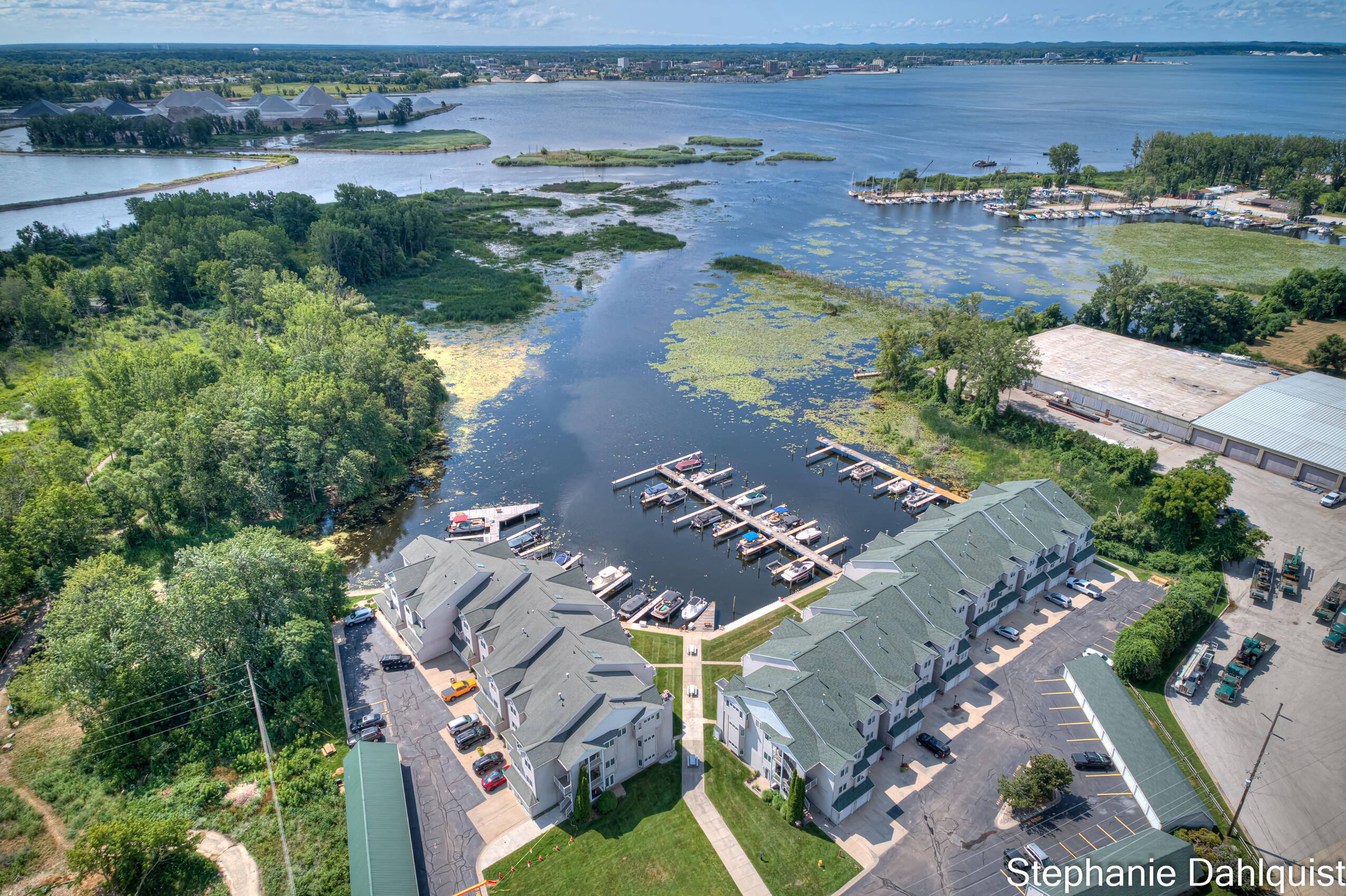 2411 Lake Avenue Muskegon MI 49445