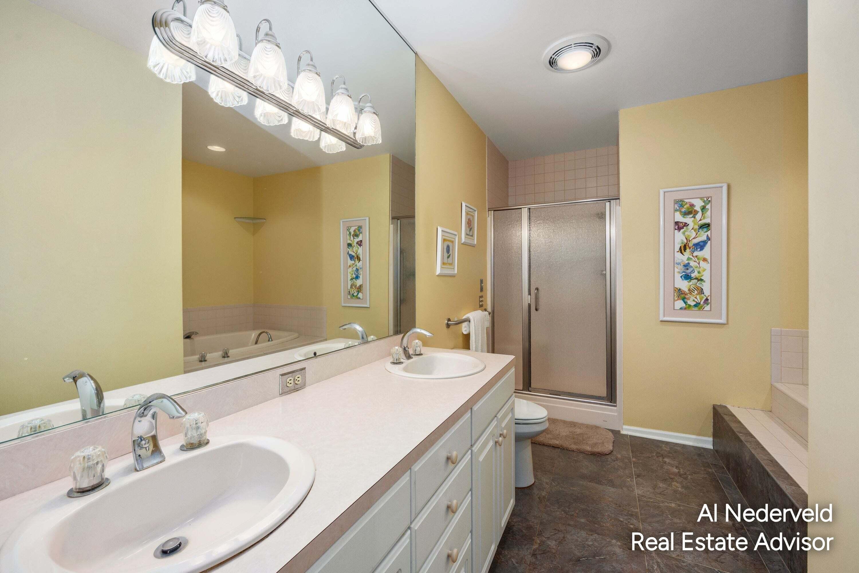 2126 S Cross Creek Drive SE Grand Rapids MI 49508