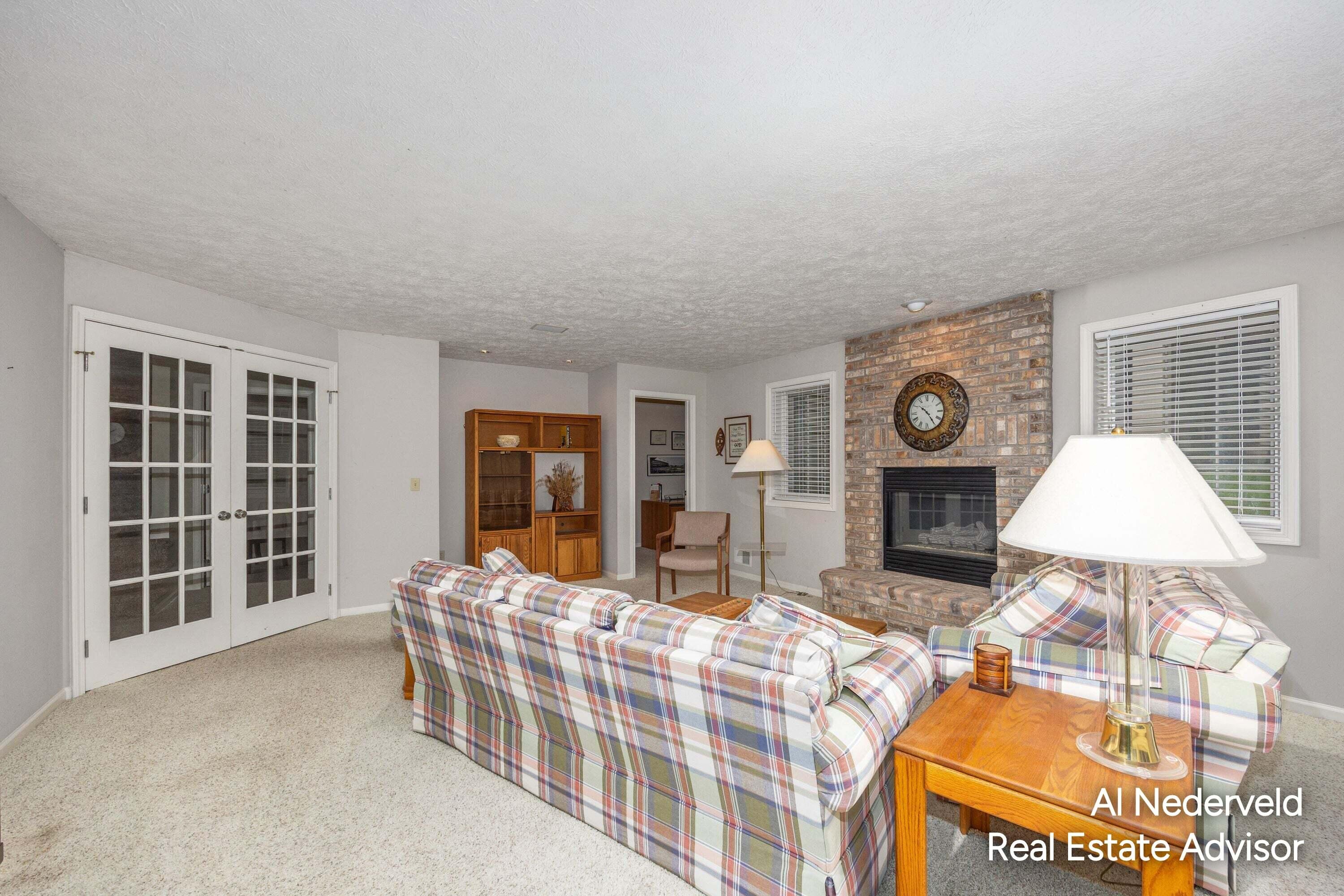 2126 S Cross Creek Drive SE Grand Rapids MI 49508