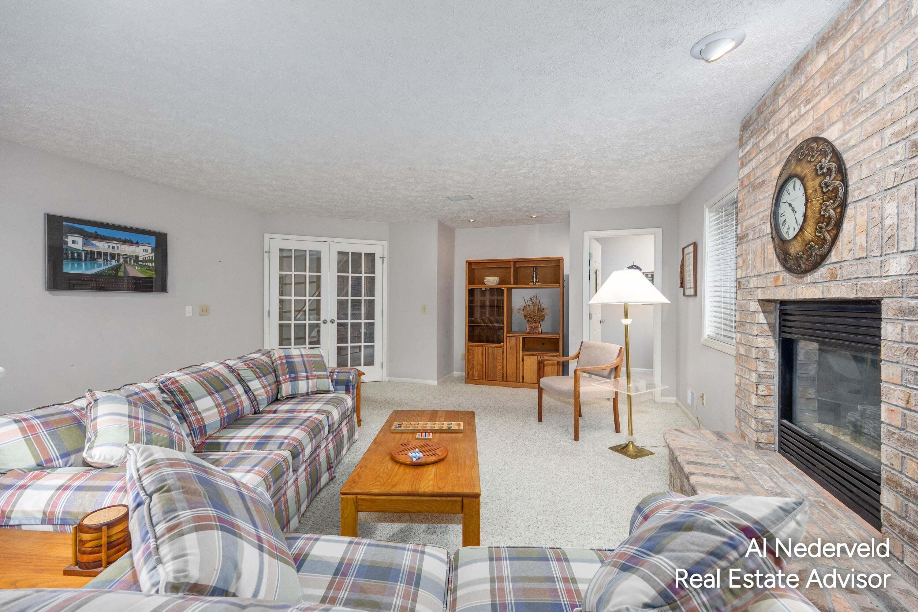 2126 S Cross Creek Drive SE Grand Rapids MI 49508