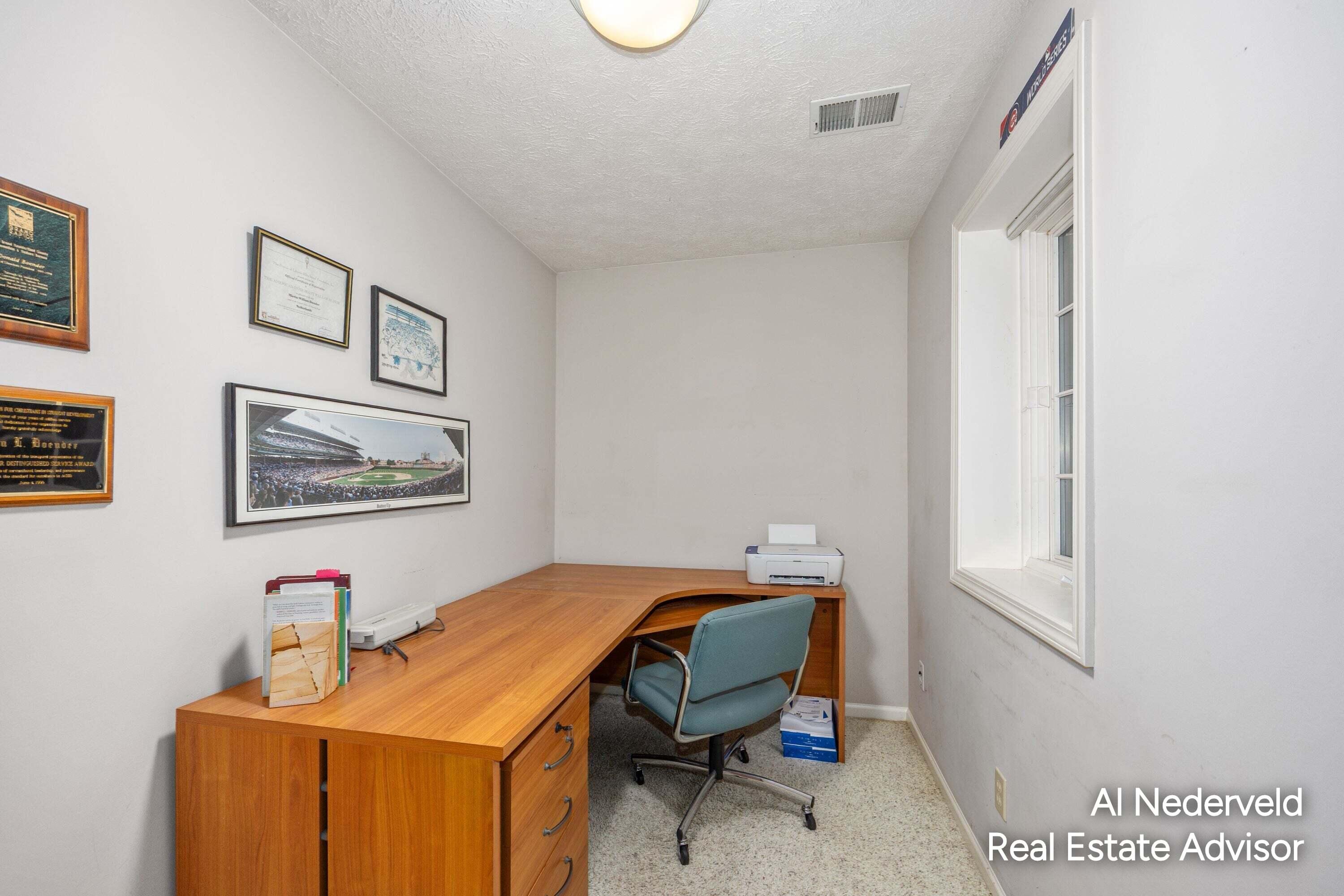 2126 S Cross Creek Drive SE Grand Rapids MI 49508