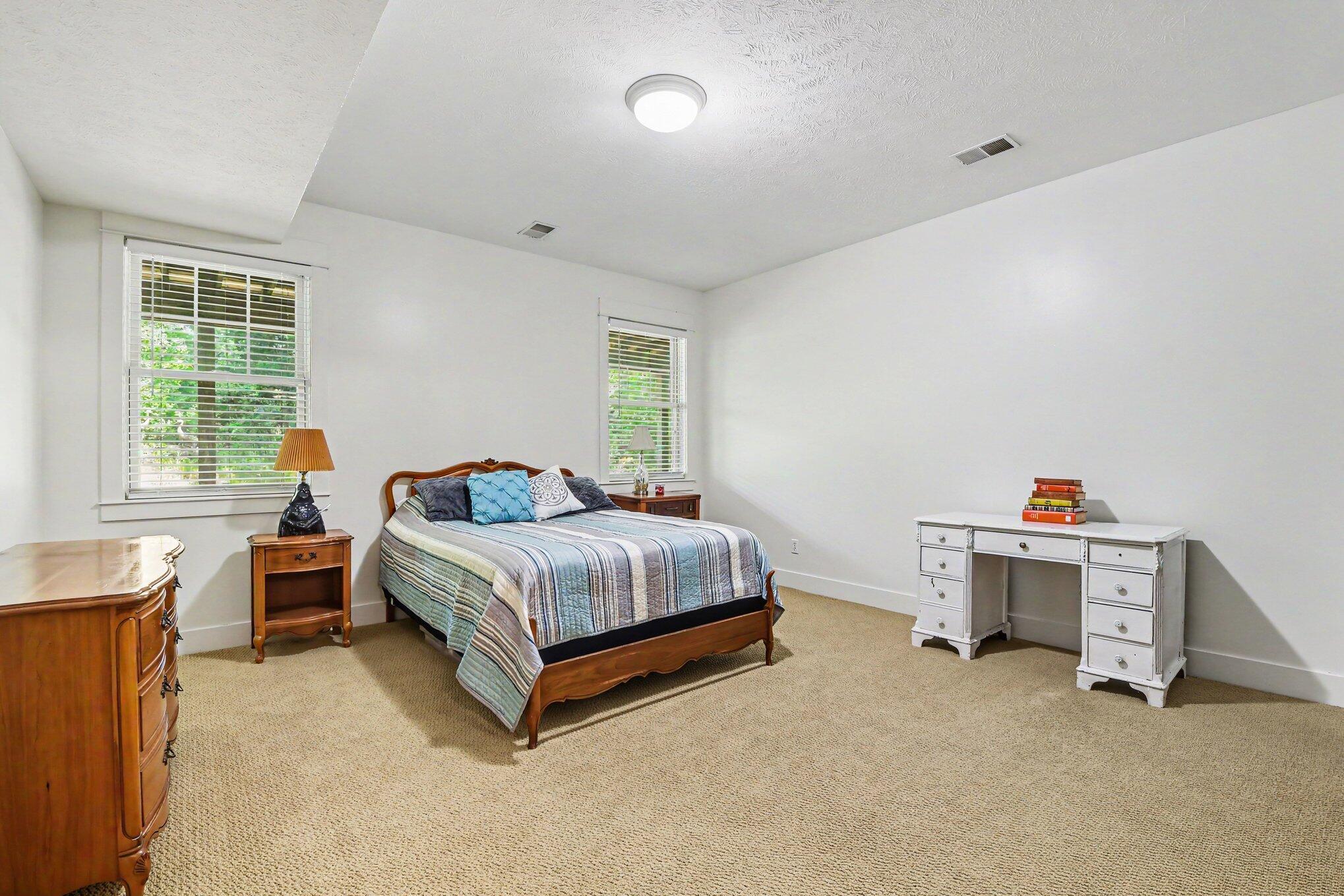 3255 Stormy Creek Drive SE Grand Rapids MI 49512