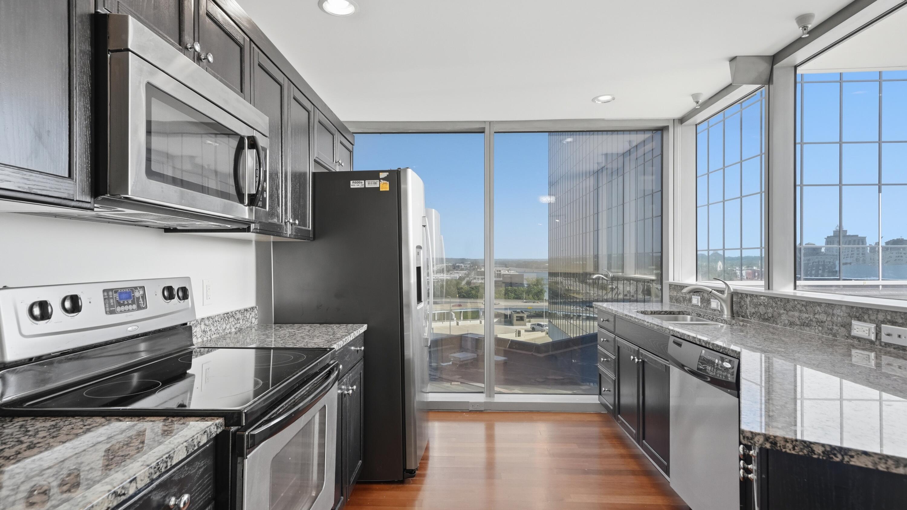335 Bridge Street NW Grand Rapids MI 49504
