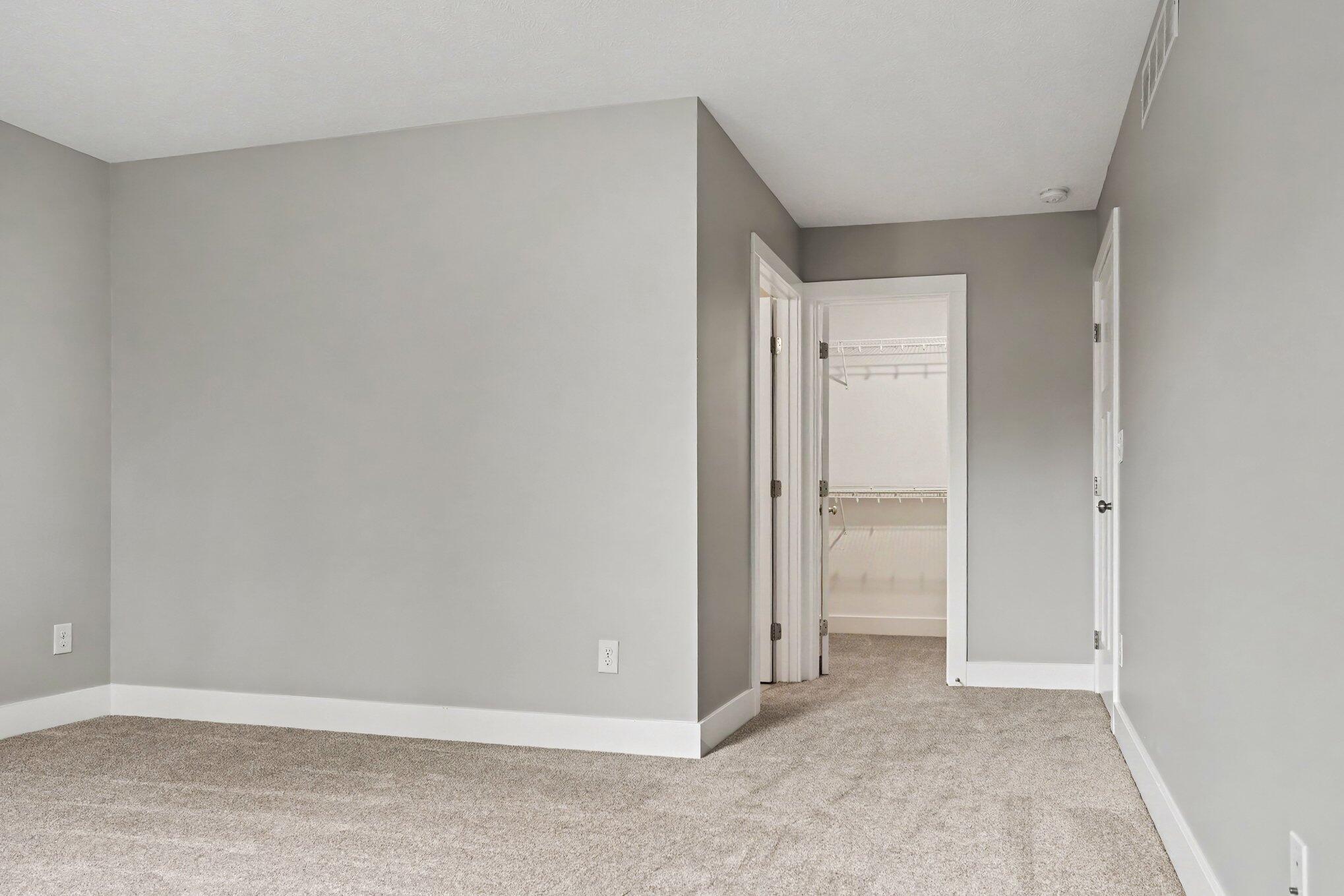 1367 S Village Circle Kalamazoo MI 49009