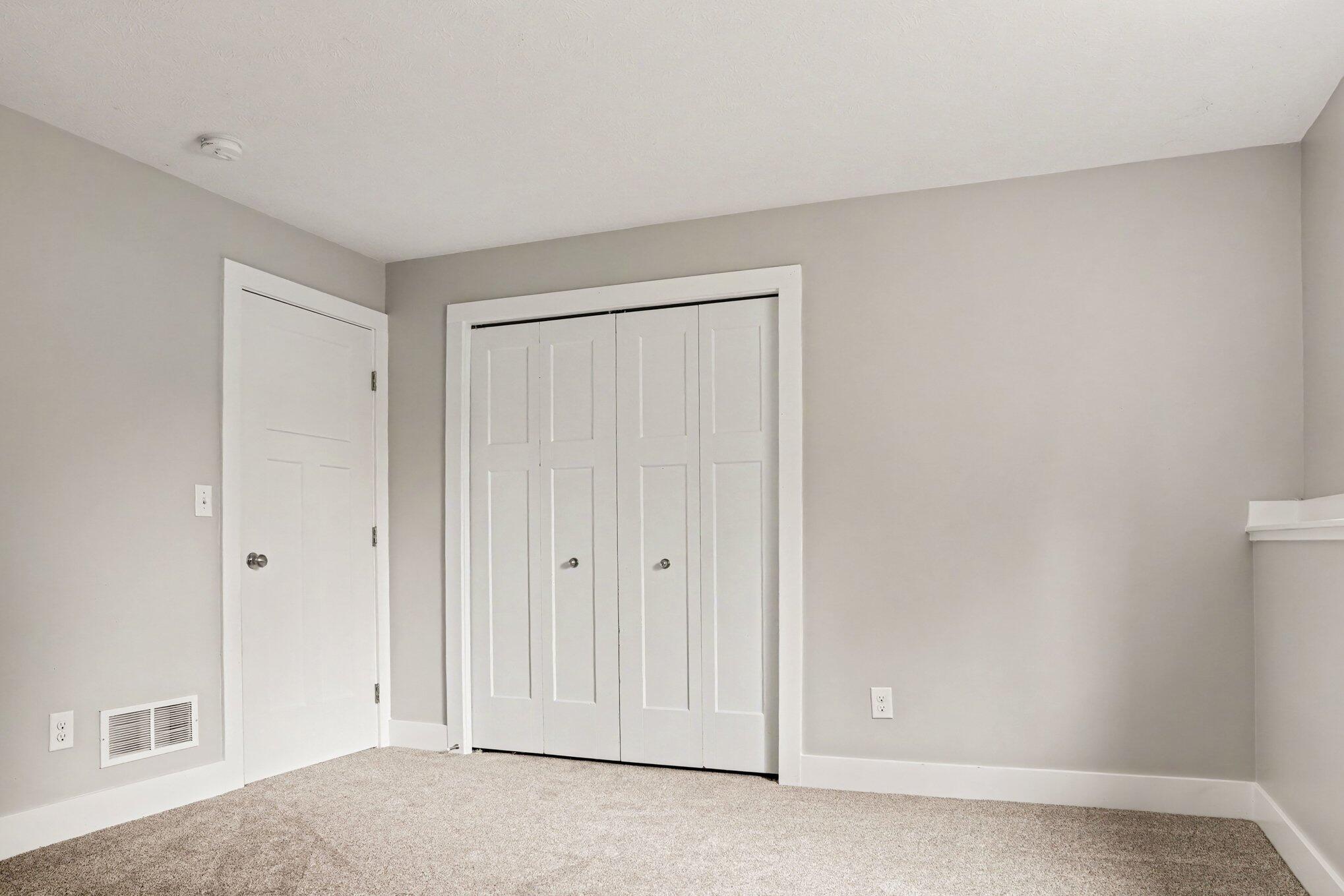 1367 S Village Circle Kalamazoo MI 49009