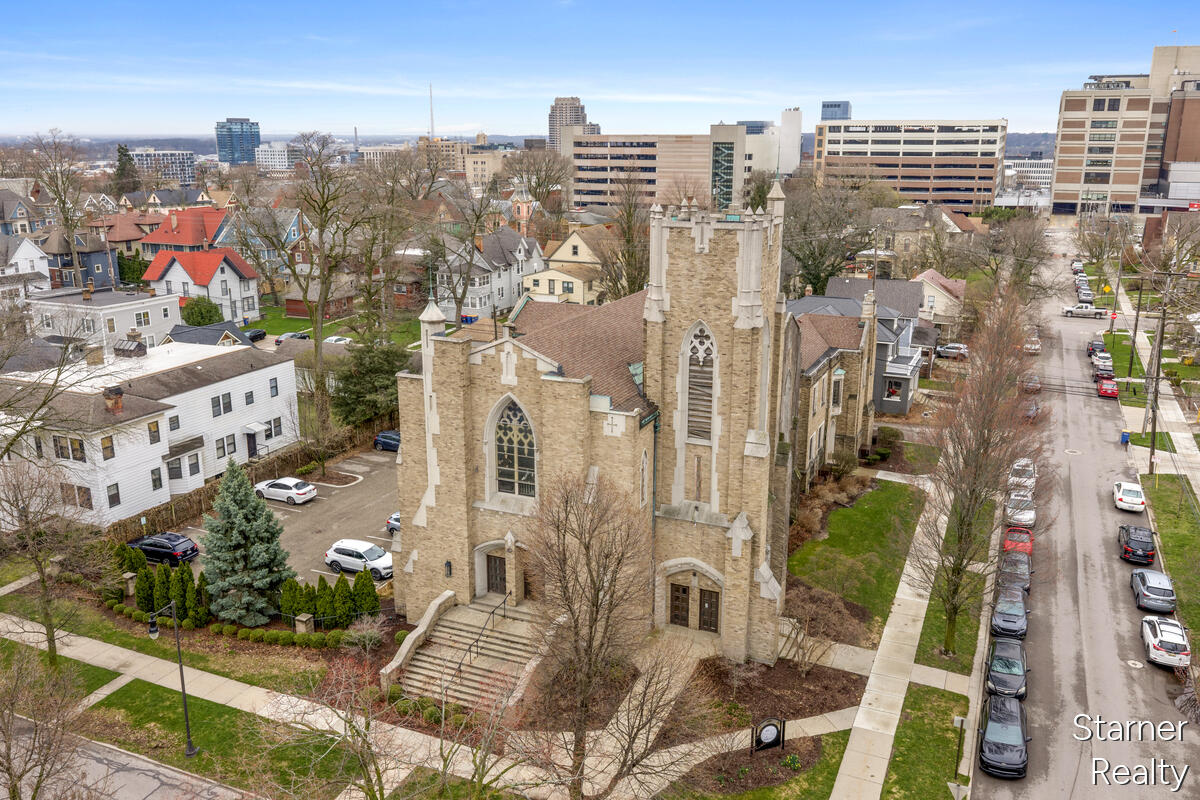 253 Prospect Avenue NE Grand Rapids MI 49503