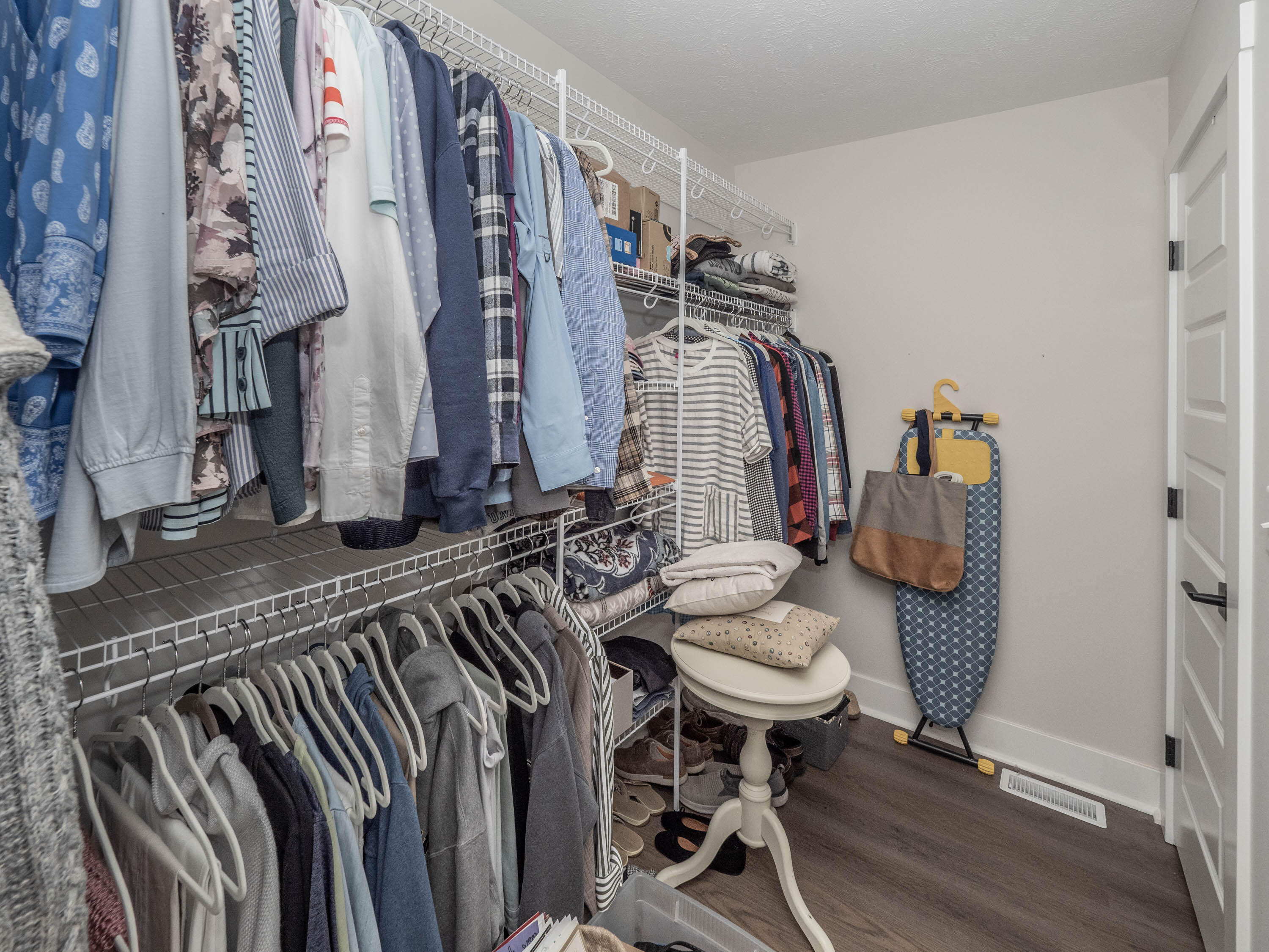211 Hickory Valley Drive Kalamazoo MI 49009