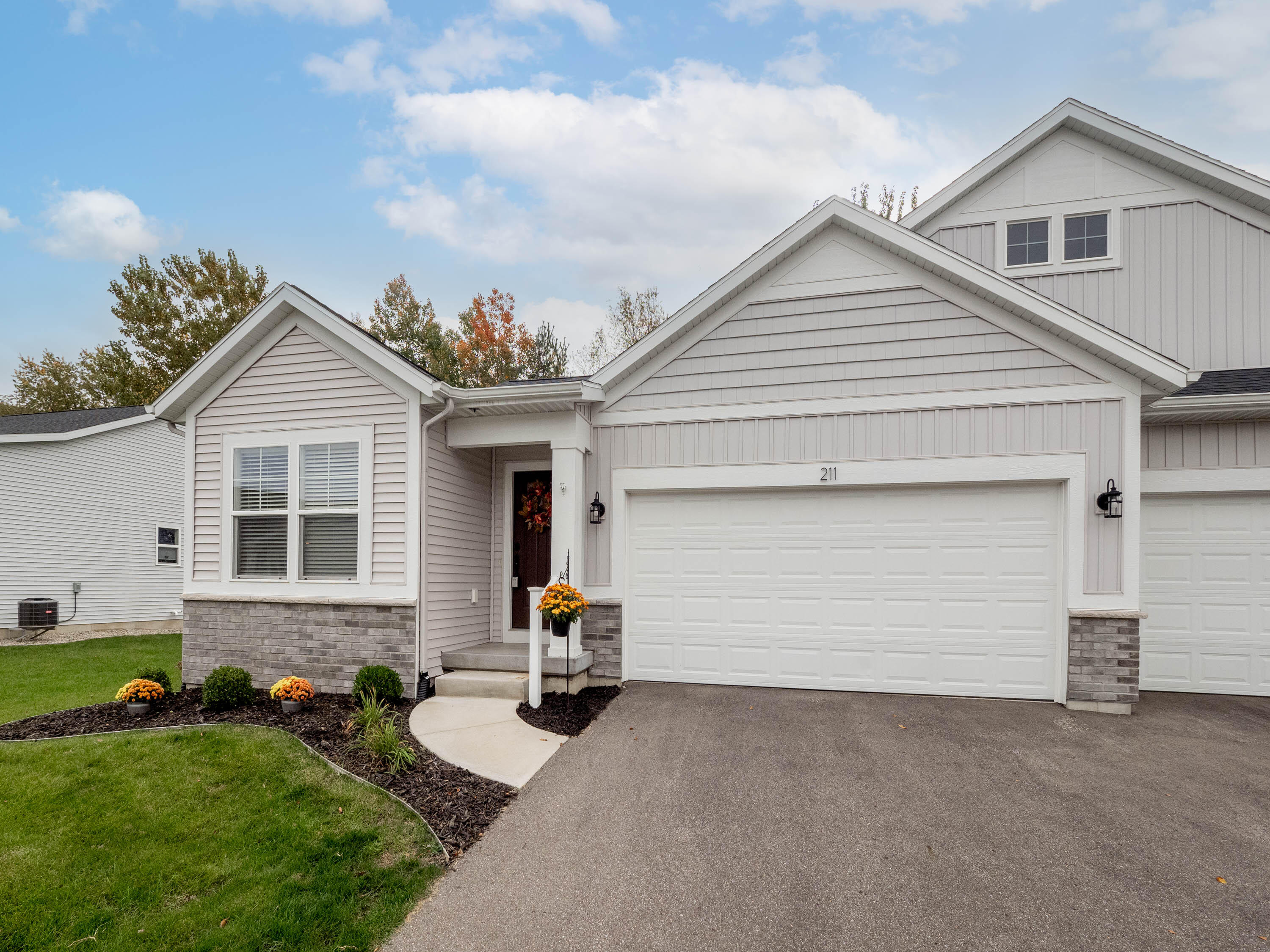 211 Hickory Valley Drive Kalamazoo MI 49009
