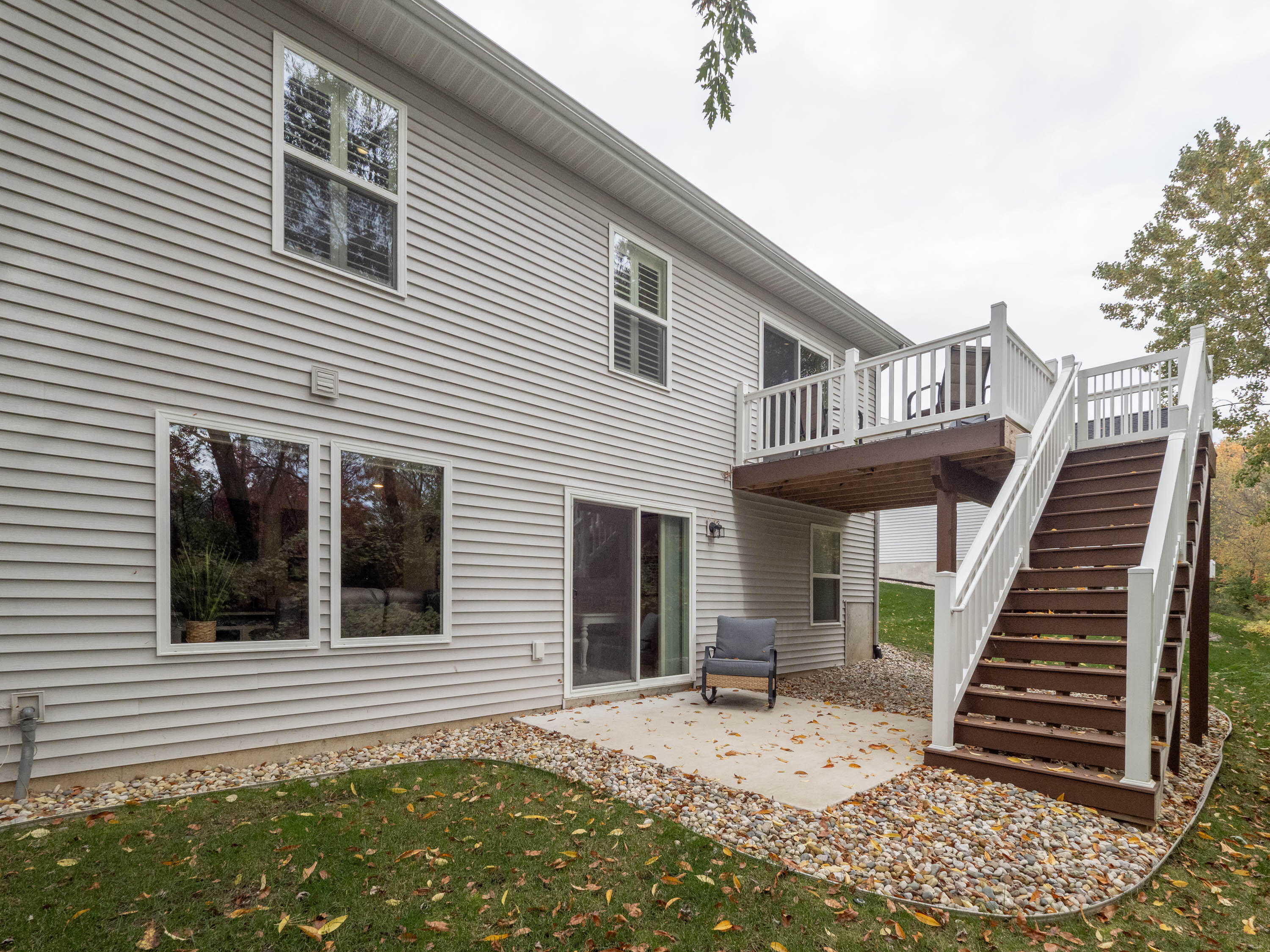 211 Hickory Valley Drive Kalamazoo MI 49009