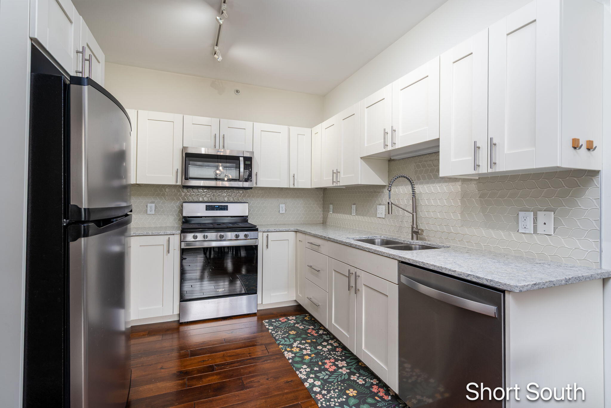 2090 Celadon Drive NE Grand Rapids MI 49525