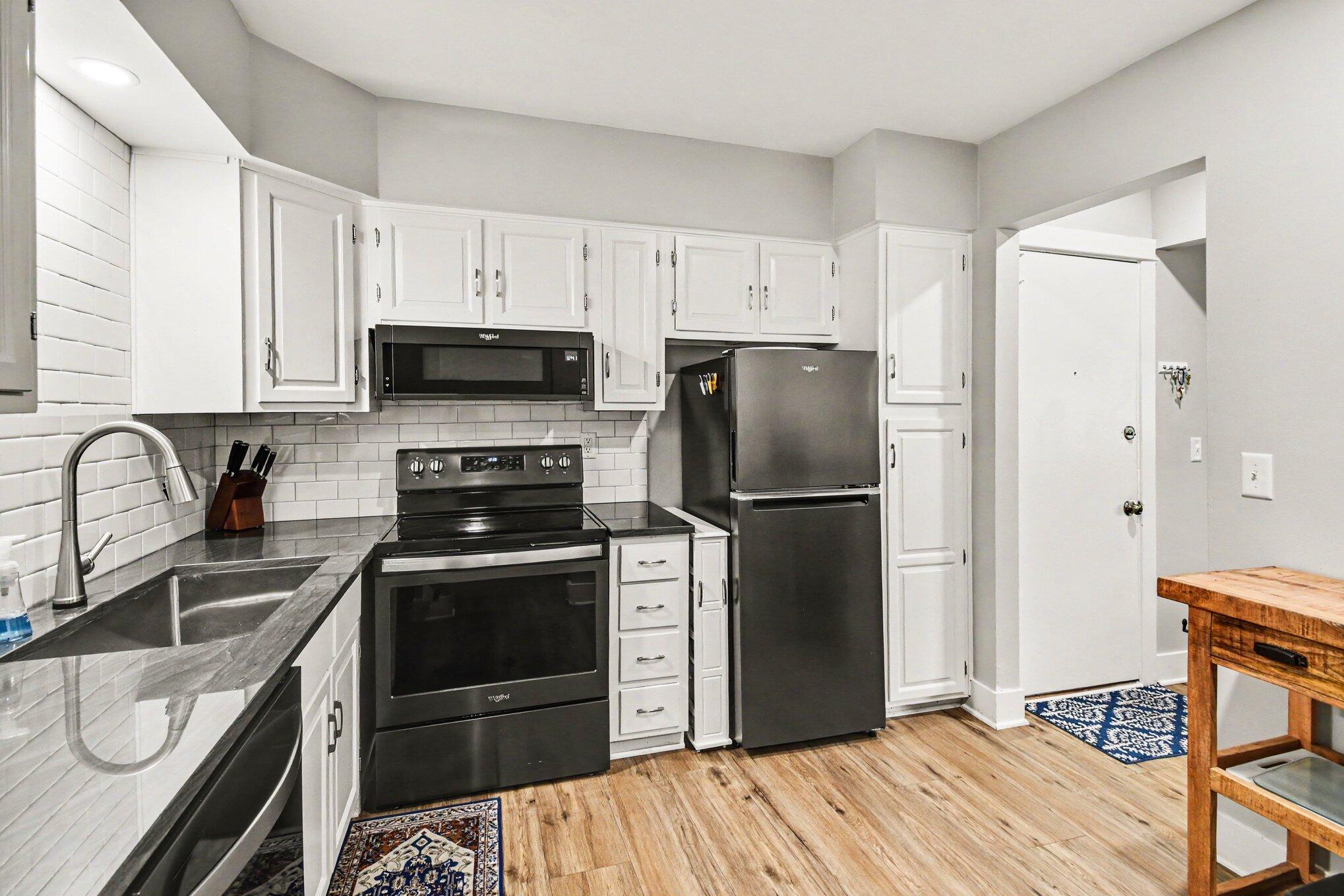 2759 Leonard Street NW Grand Rapids MI 49504