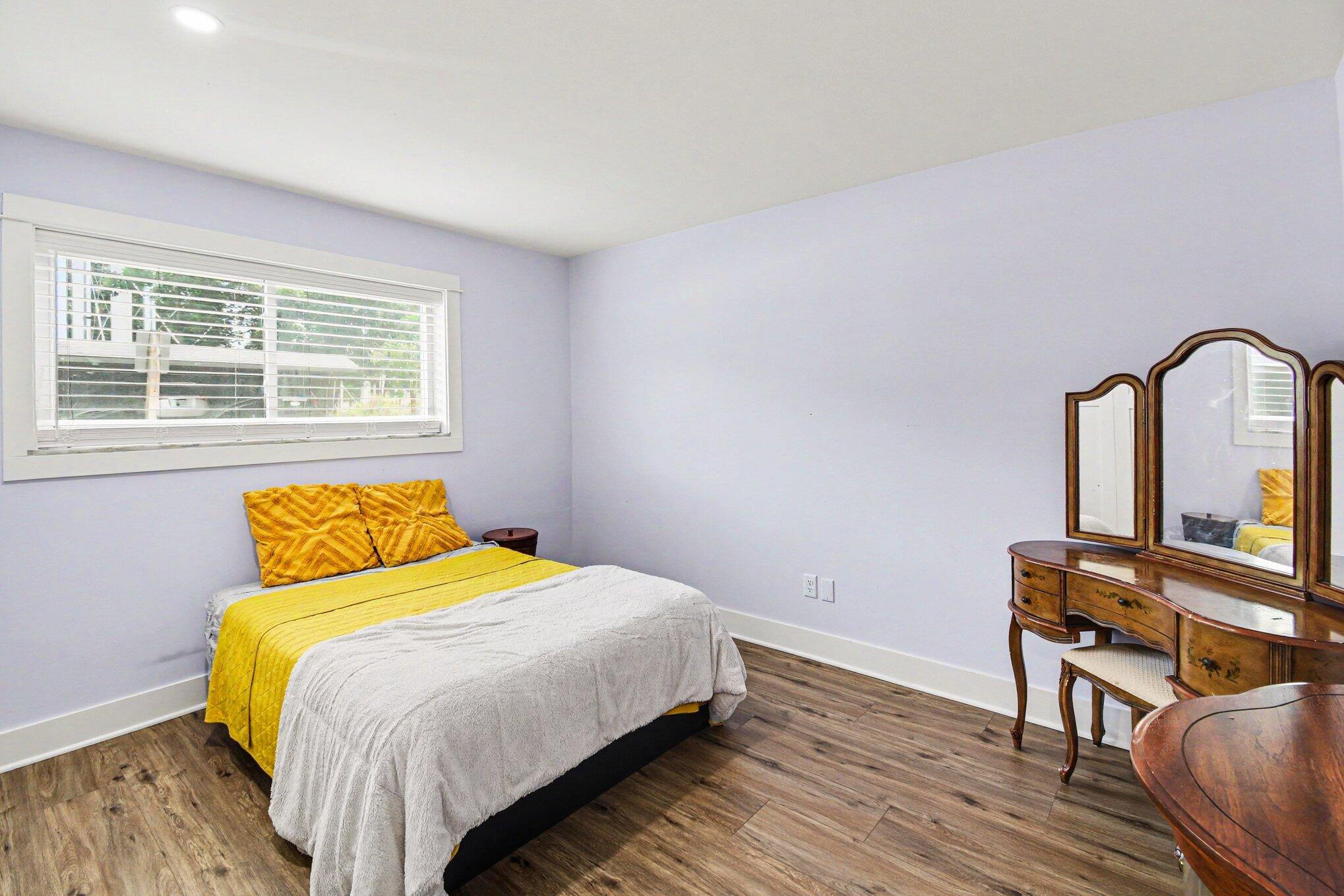 2759 Leonard Street NW Grand Rapids MI 49504