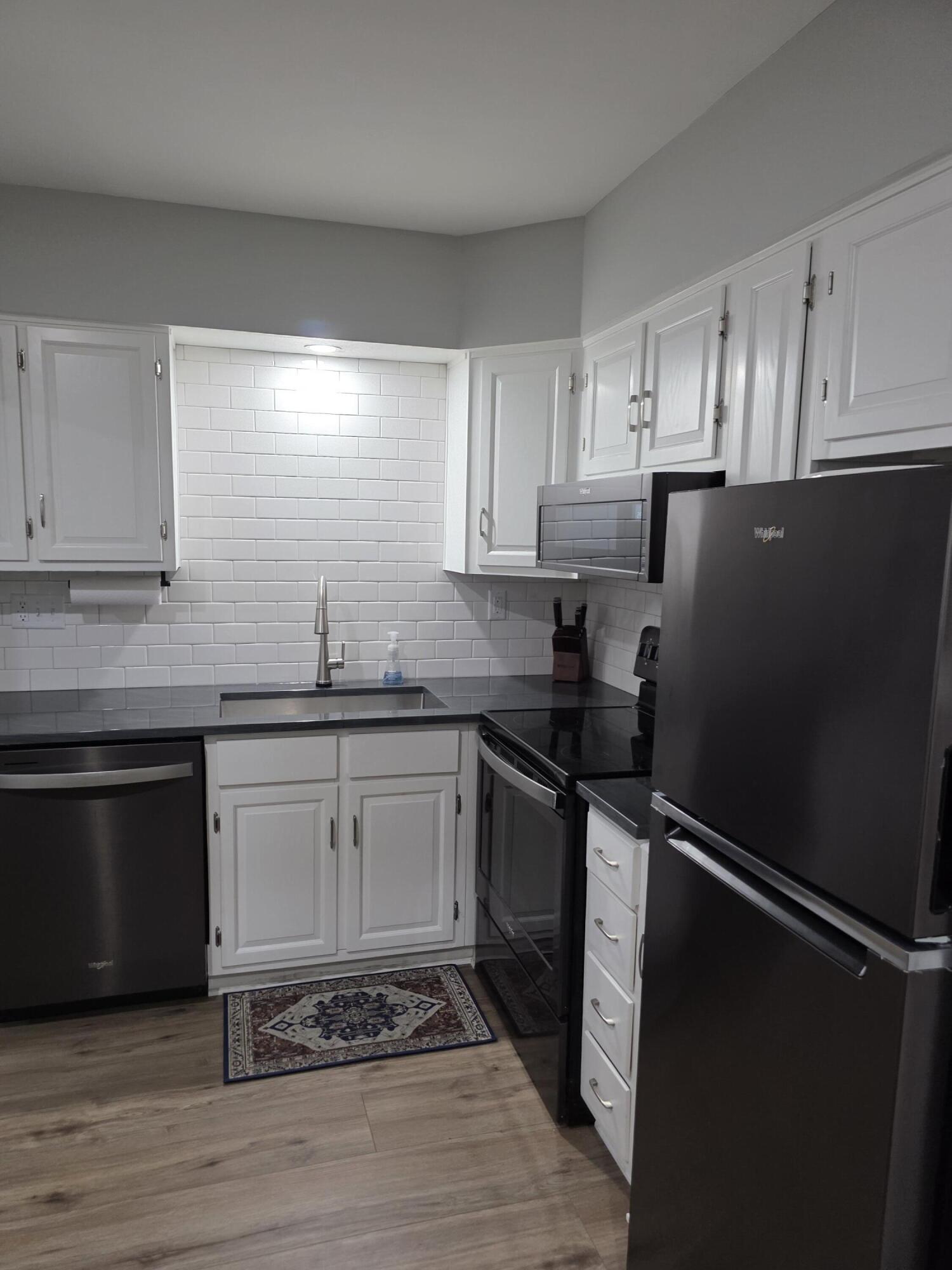 2759 Leonard Street NW Grand Rapids MI 49504