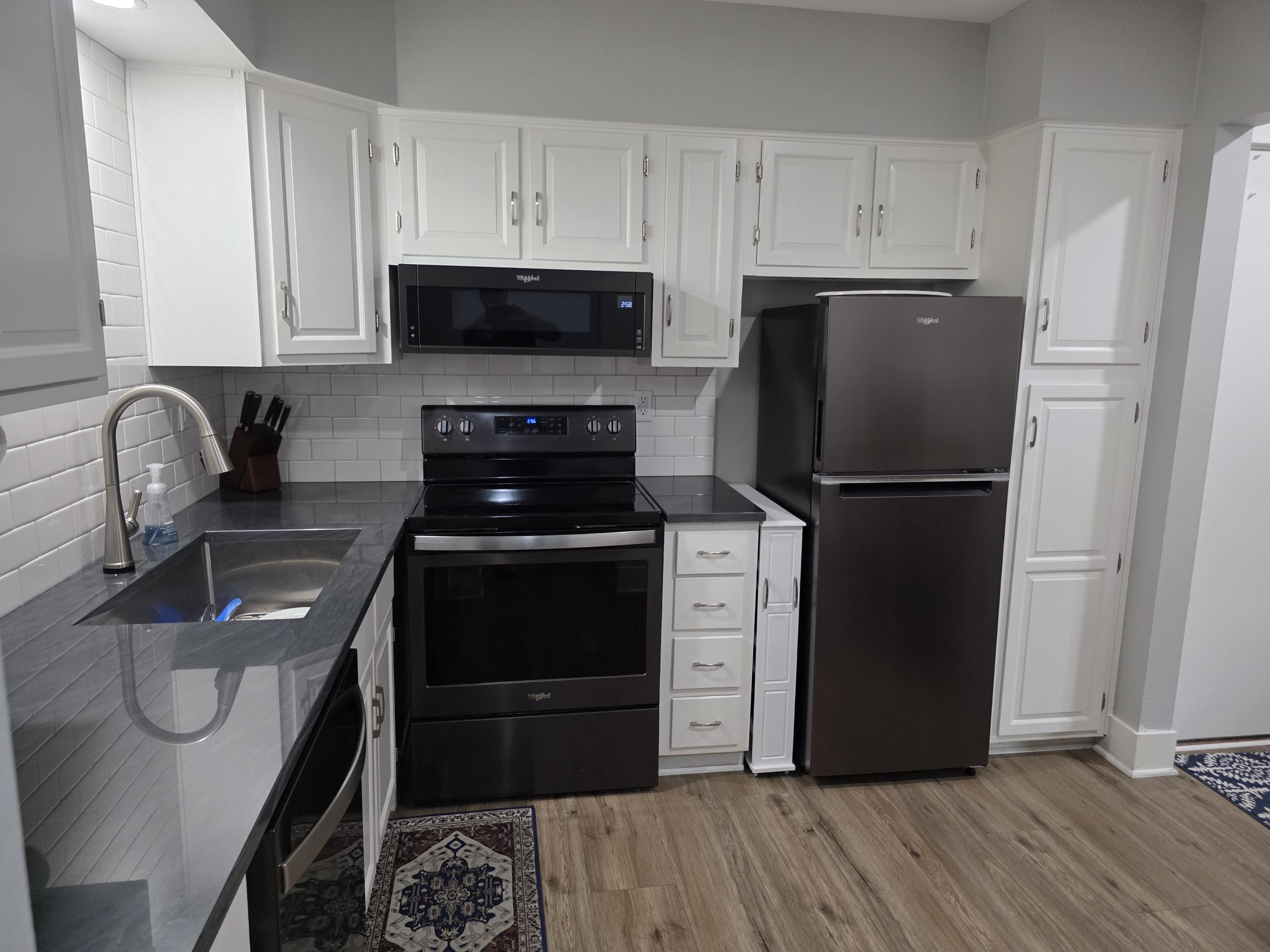 2759 Leonard Street NW Grand Rapids MI 49504