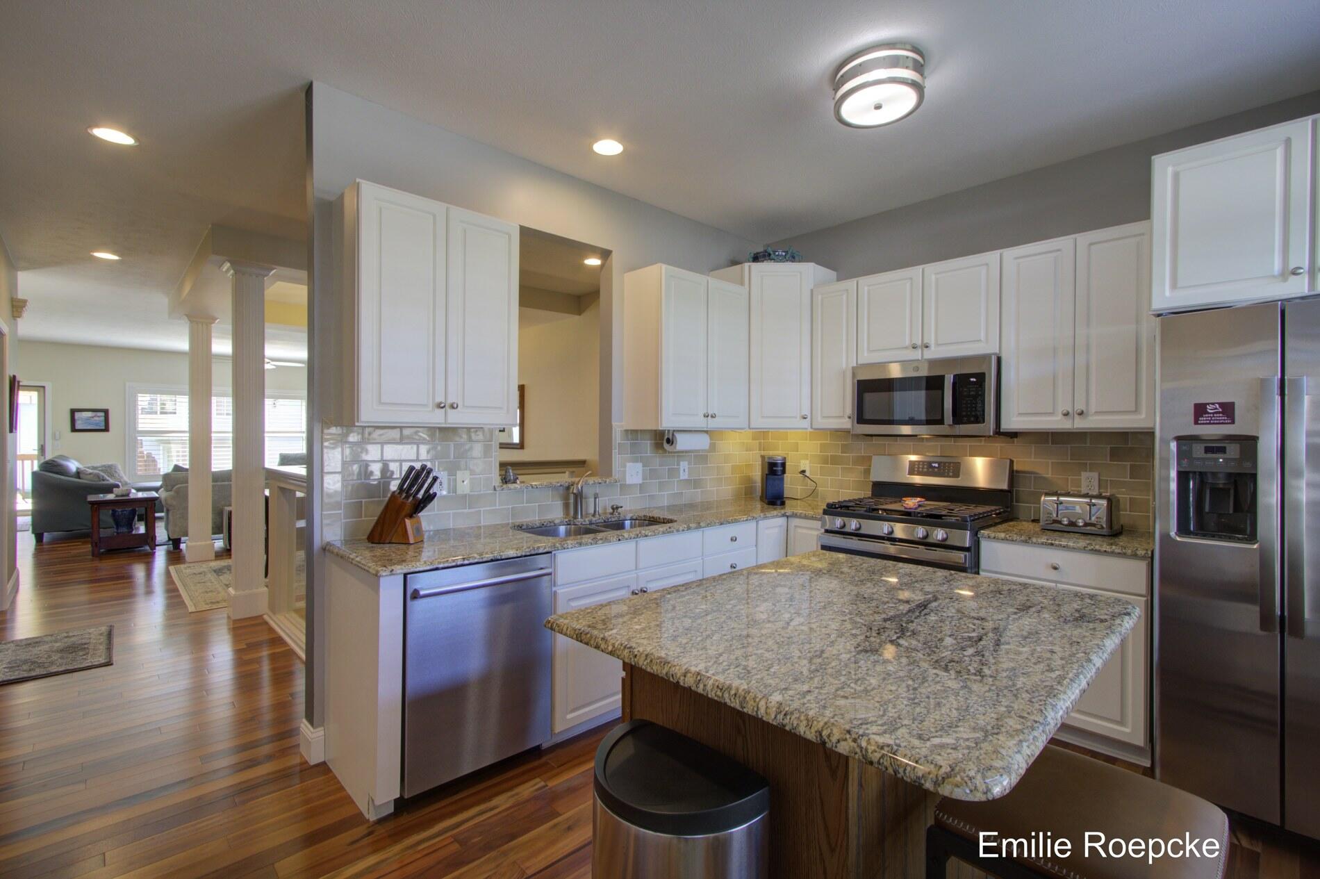1183 Kensington Street NW Grand Rapids MI 49534