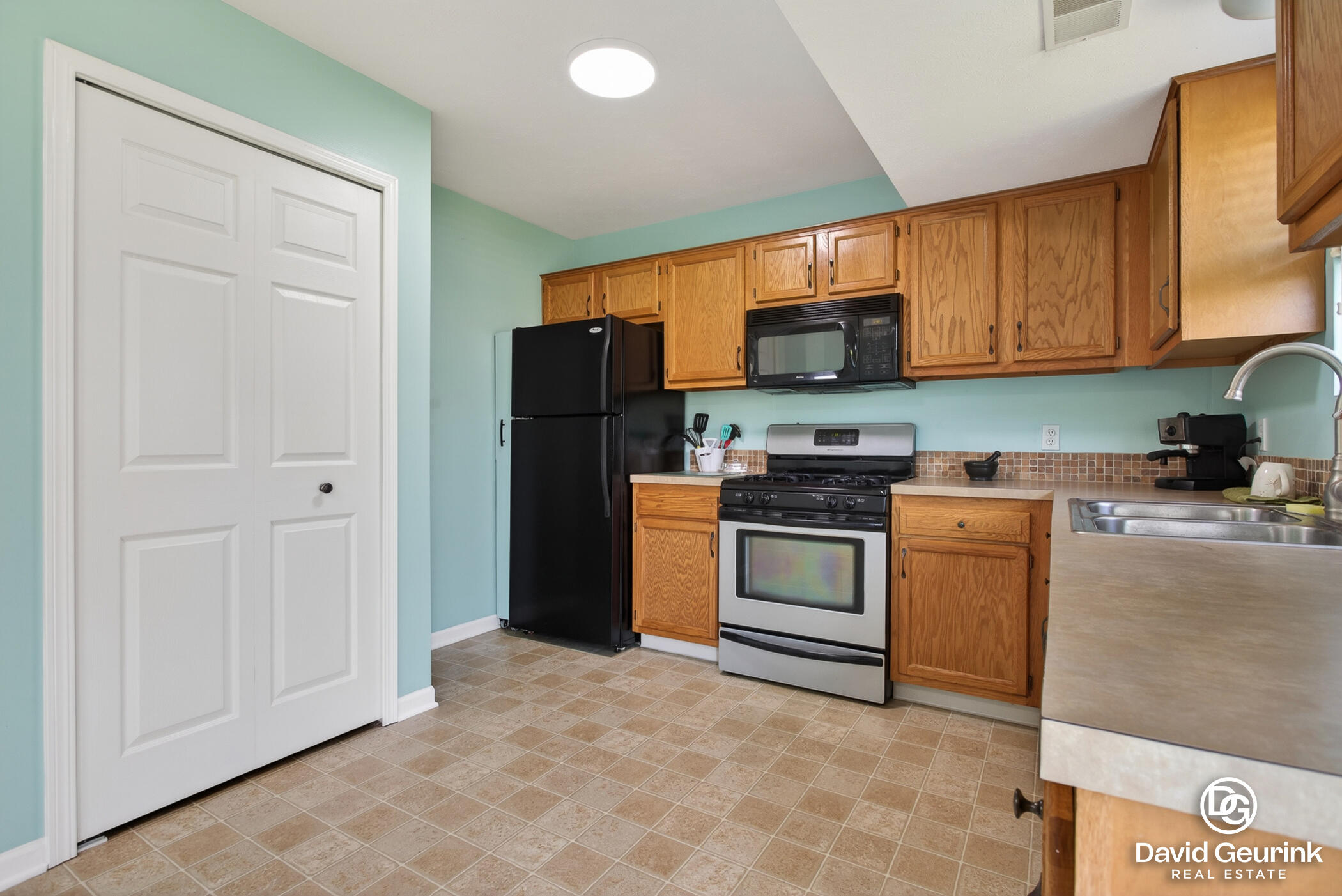 11929 Bush Court Holland MI 49424