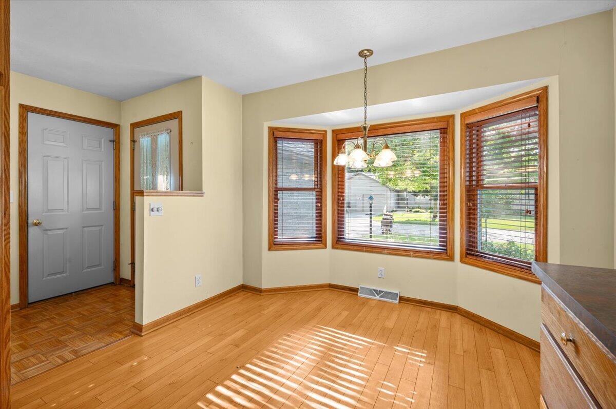 2506 Falcon Pointe Drive NW Grand Rapids MI 49534