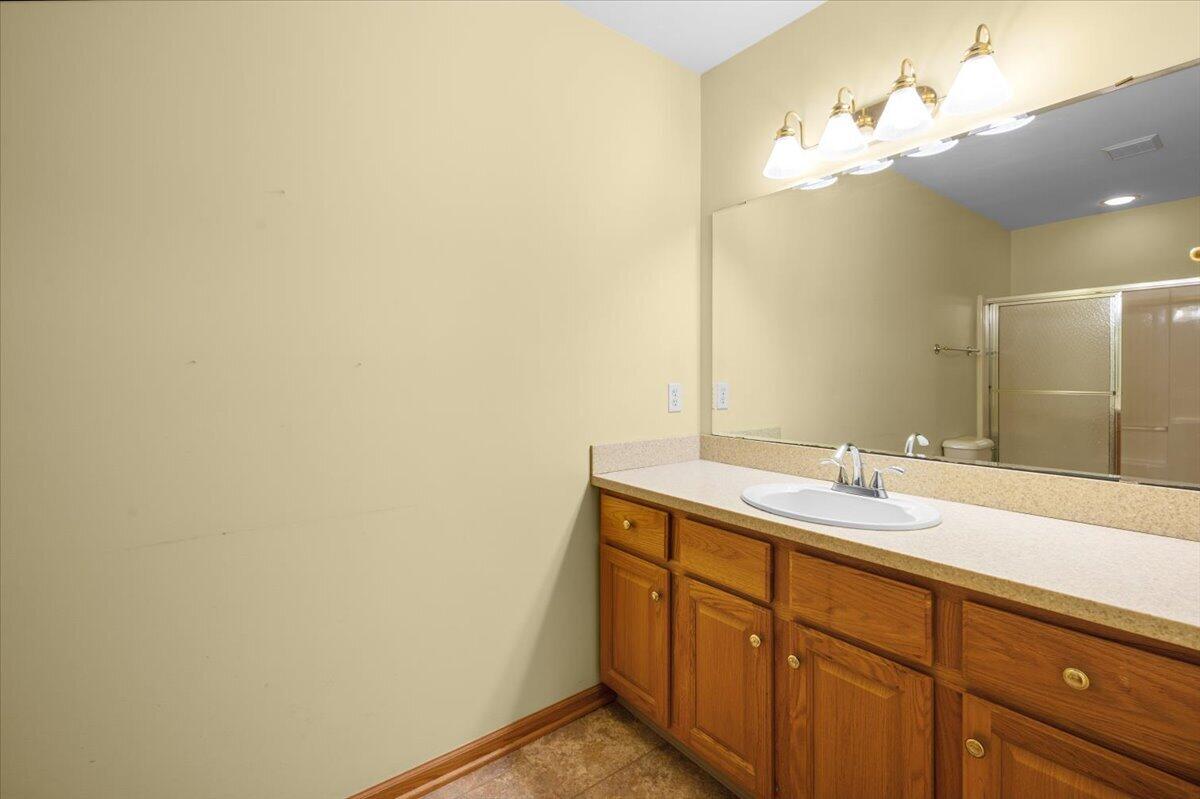 2506 Falcon Pointe Drive NW Grand Rapids MI 49534