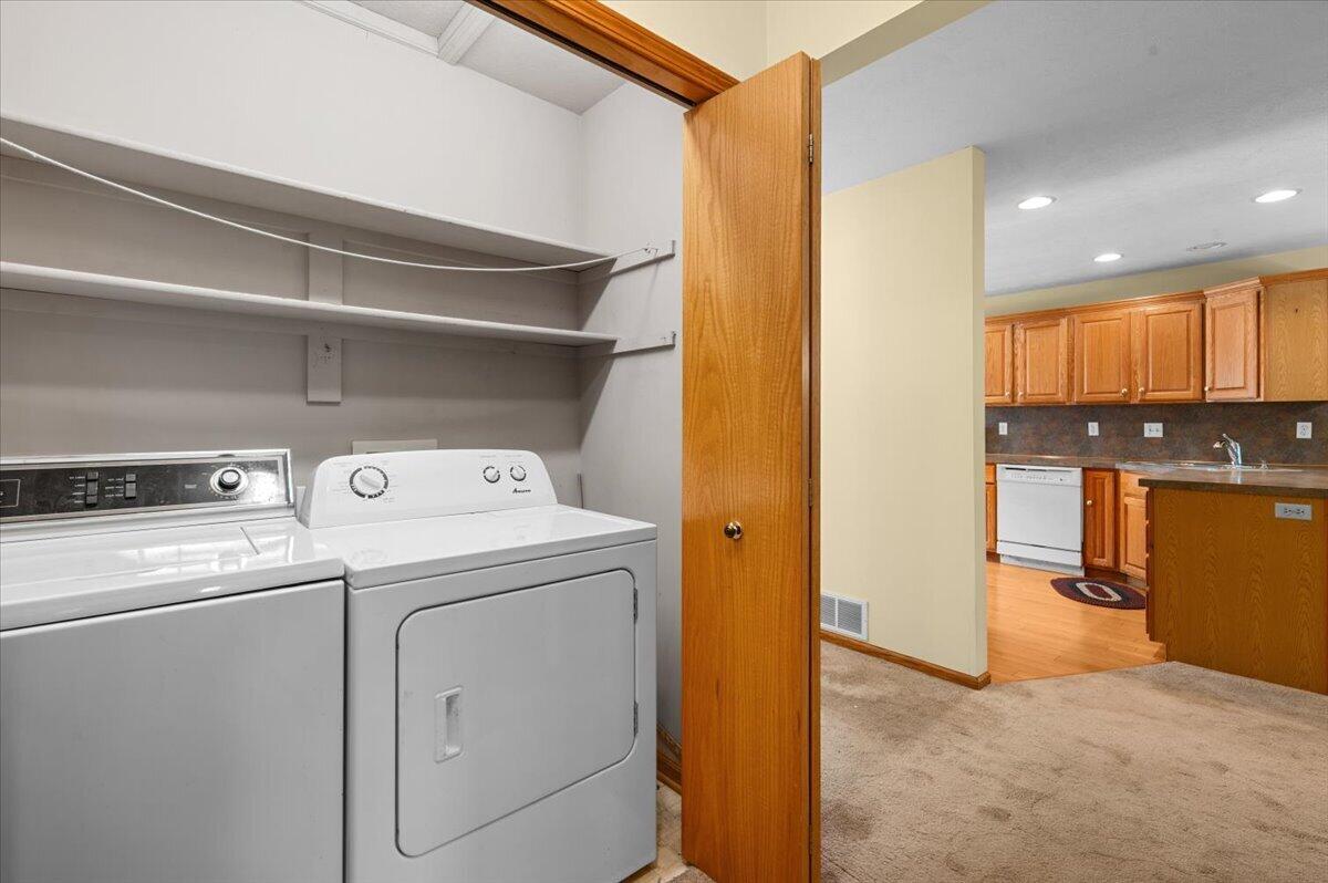 2506 Falcon Pointe Drive NW Grand Rapids MI 49534