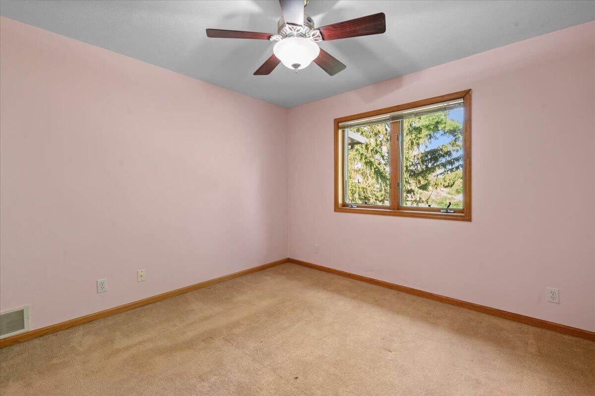 2506 Falcon Pointe Drive NW Grand Rapids MI 49534