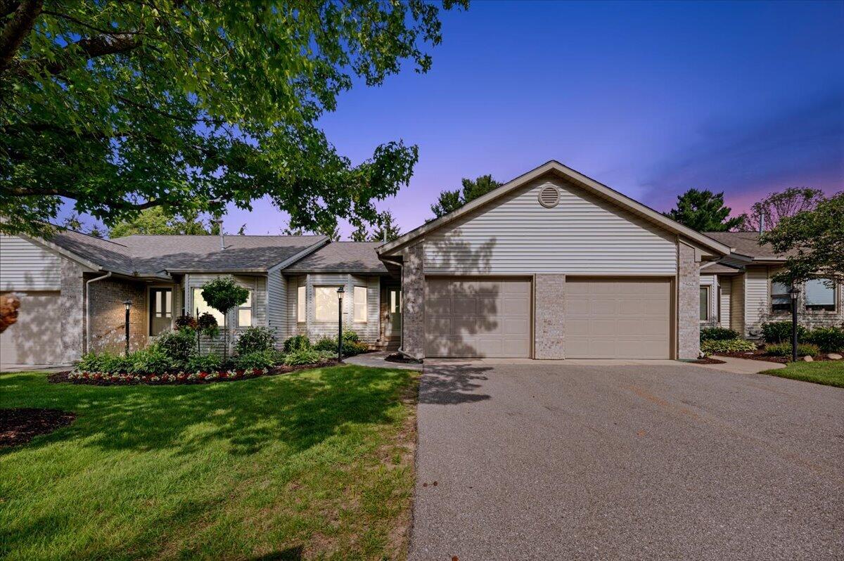 2506 Falcon Pointe Drive NW Grand Rapids MI 49534