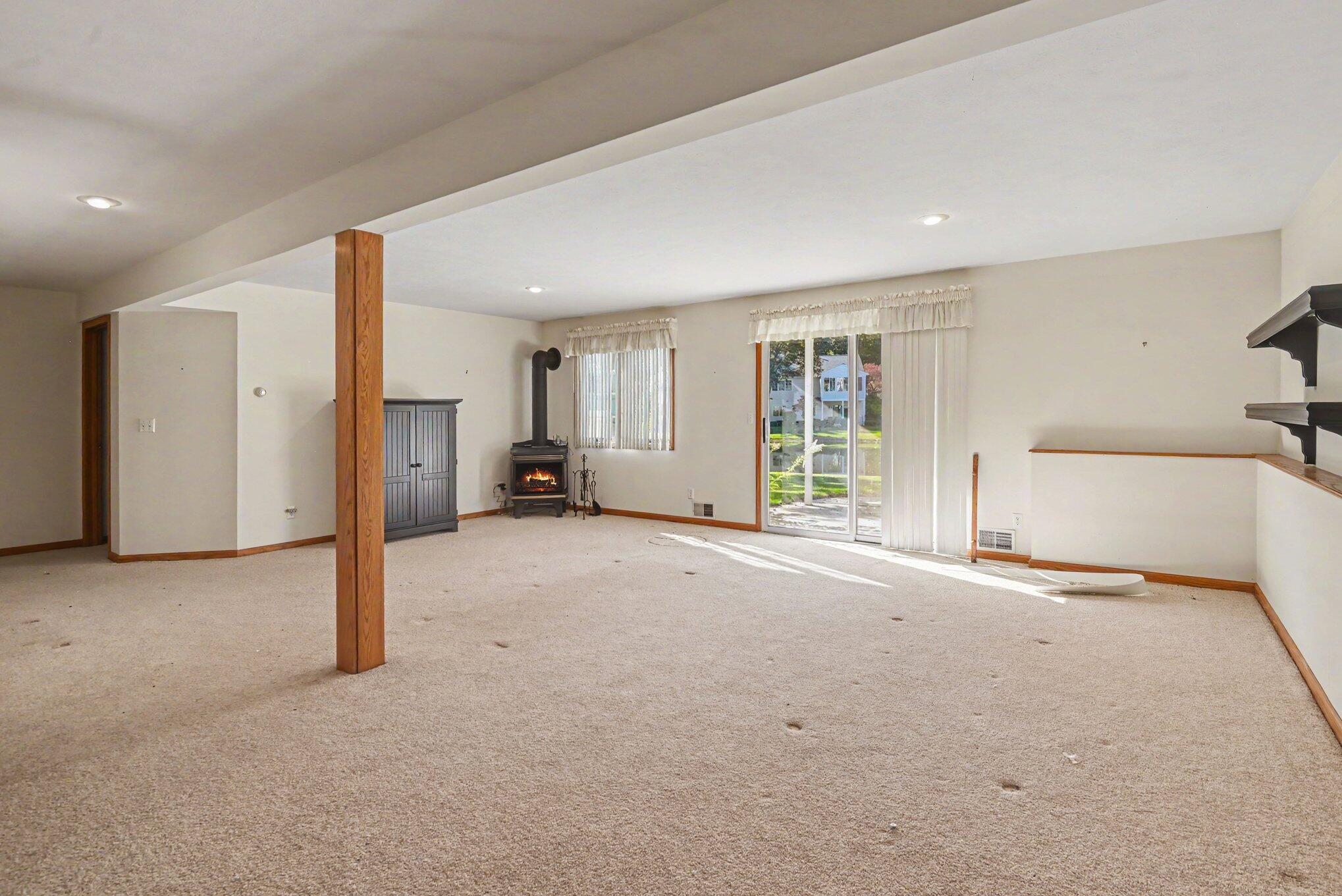 266 Winter Oaks E Holland MI 49424