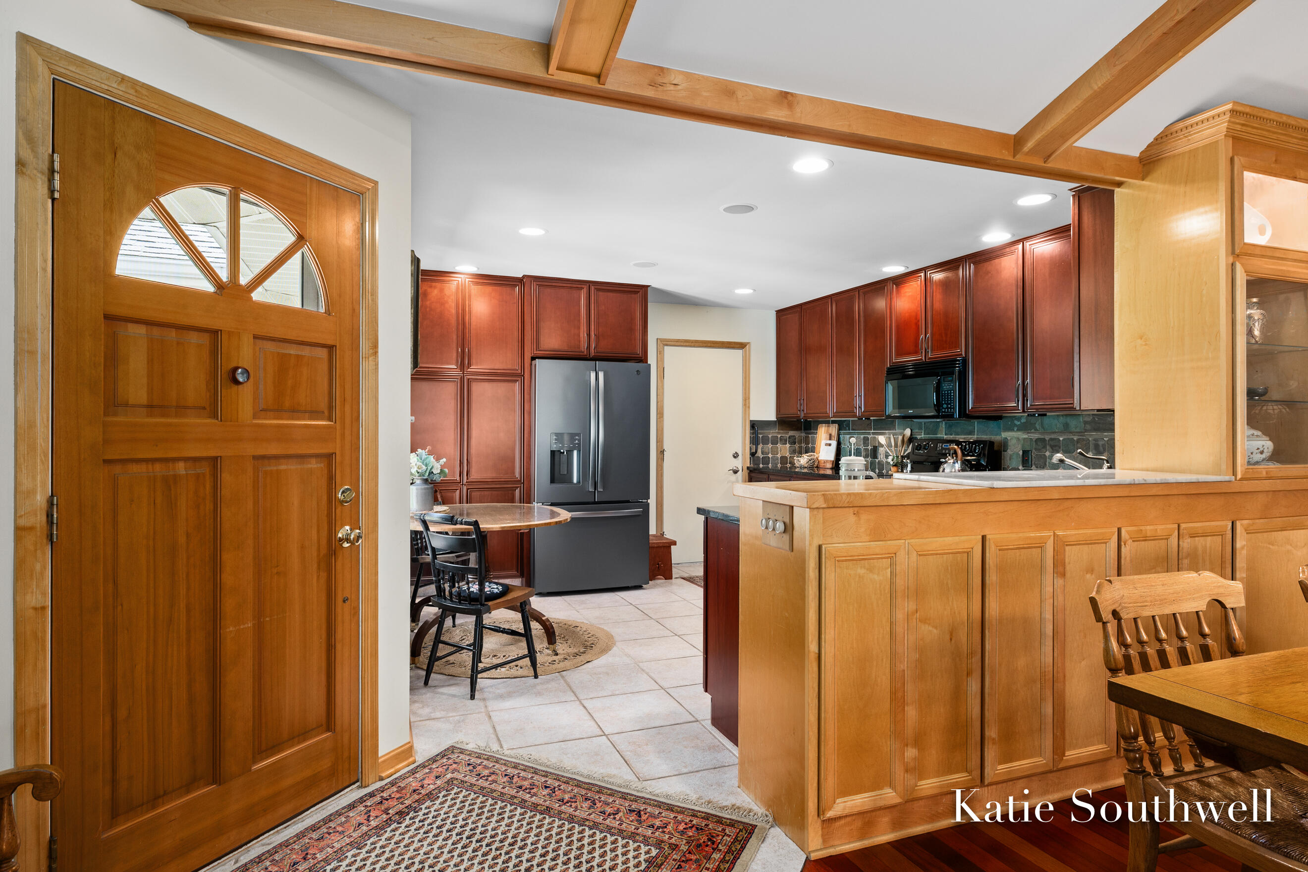 2116 Shetland Drive NE Grand Rapids MI 49505