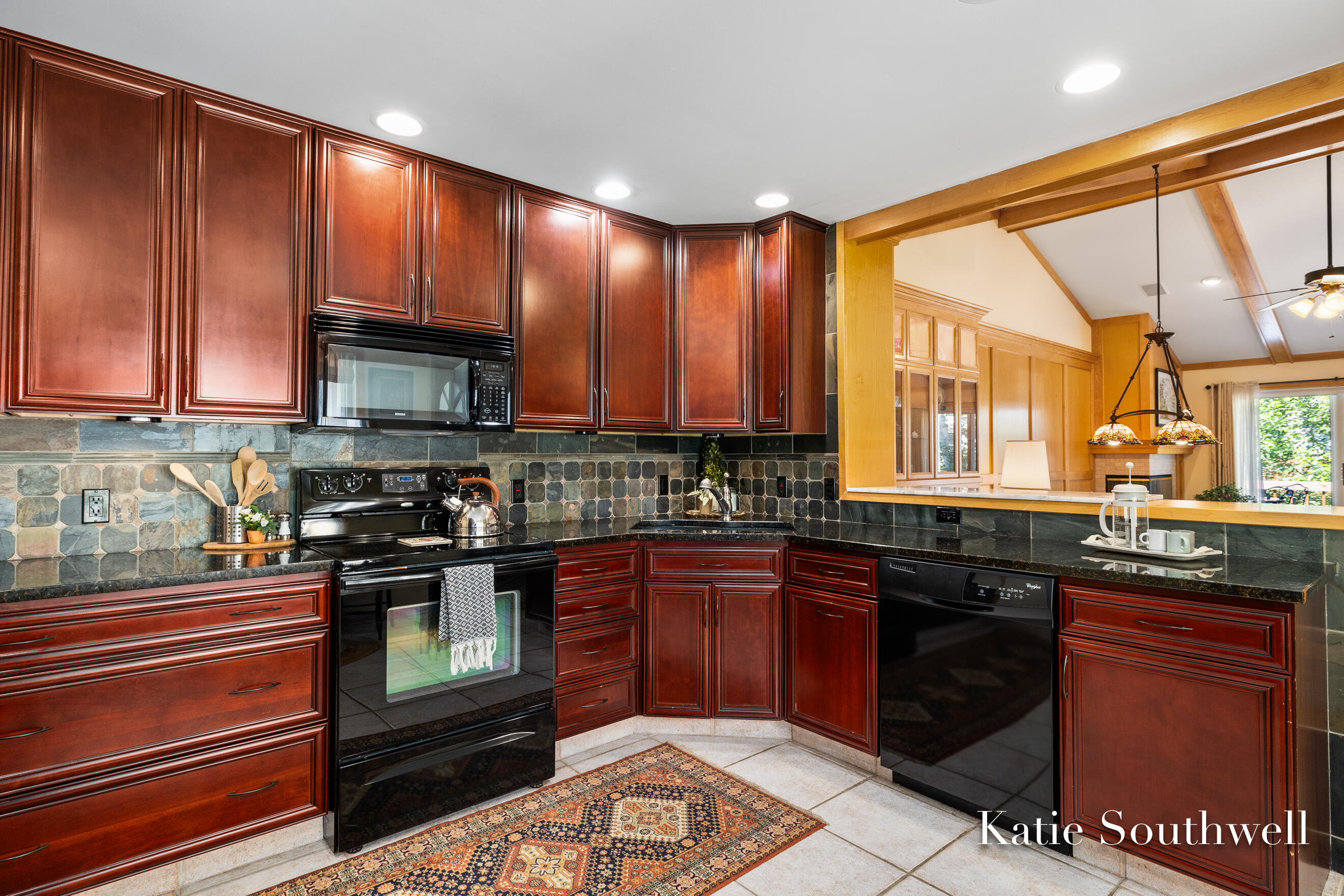 2116 Shetland Drive NE Grand Rapids MI 49505