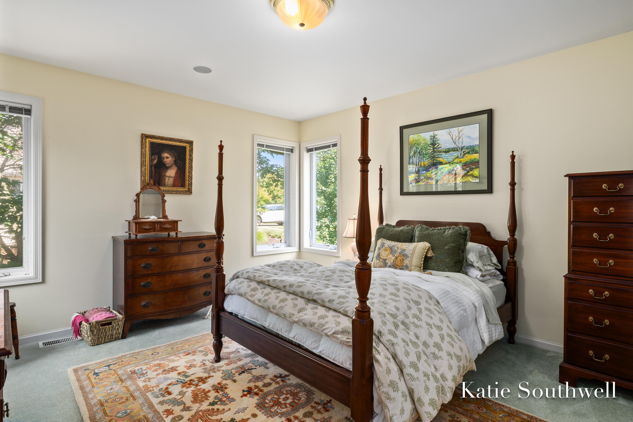 2116 Shetland Drive NE Grand Rapids MI 49505
