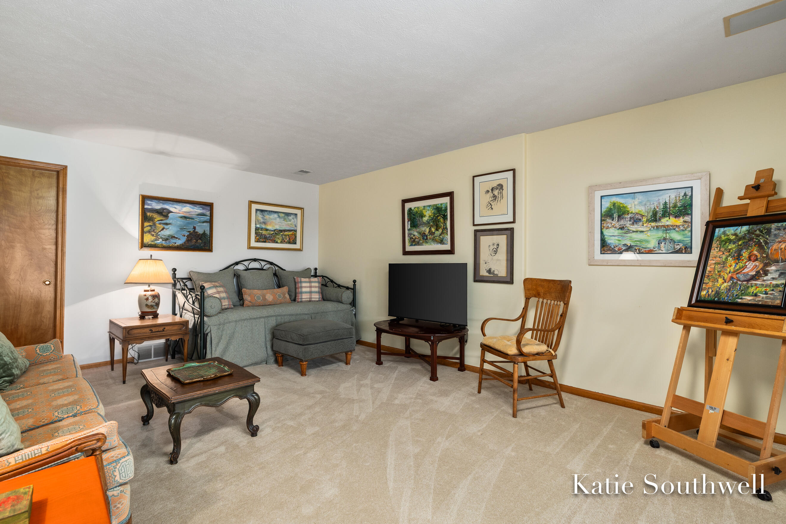 2116 Shetland Drive NE Grand Rapids MI 49505