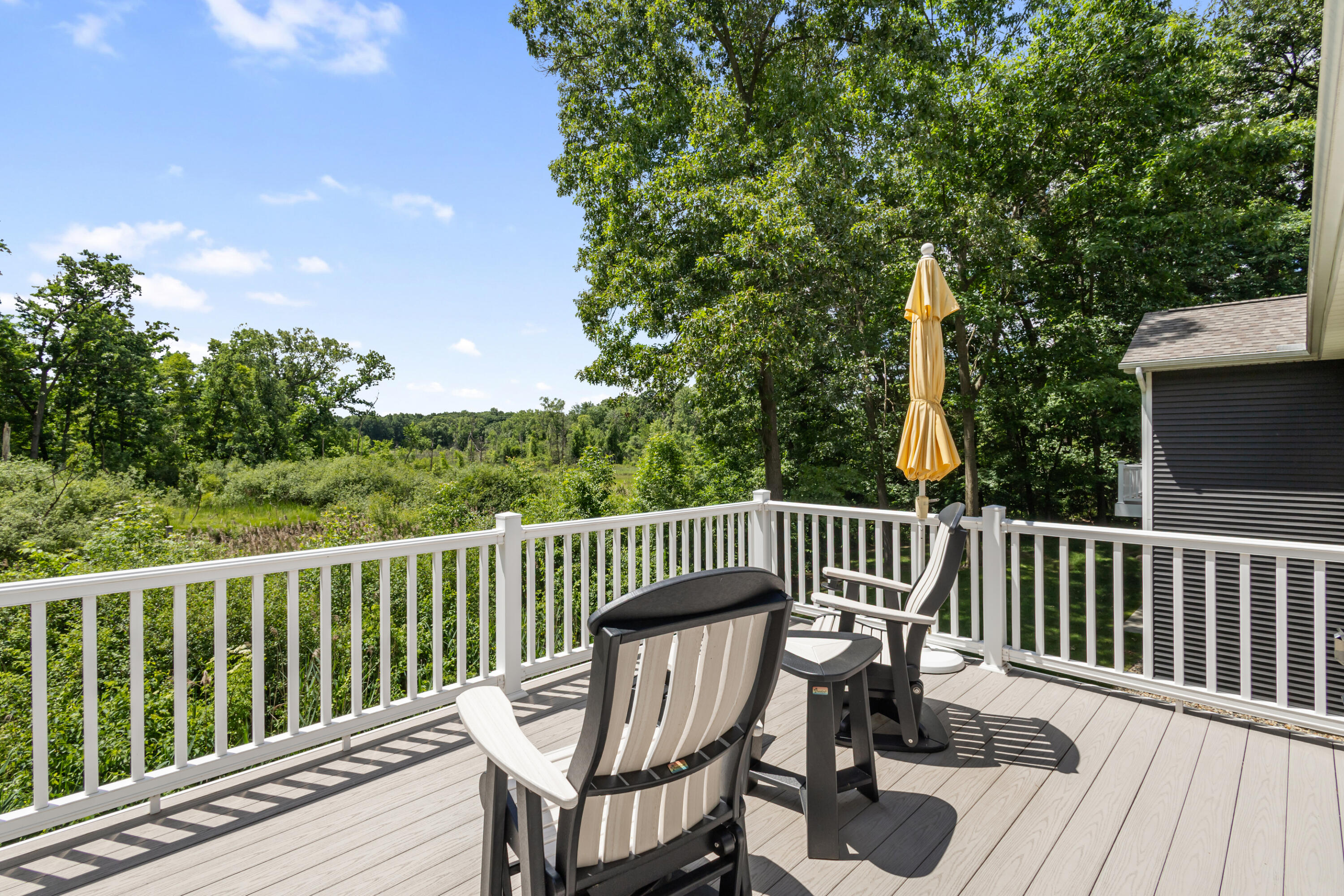 2213 Hunters Pond Kalamazoo MI 49048