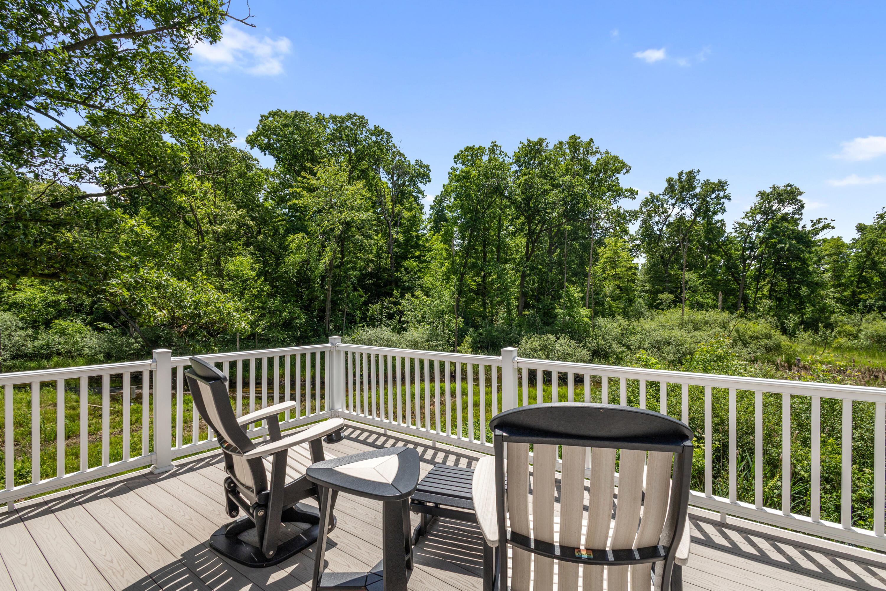 2213 Hunters Pond Kalamazoo MI 49048