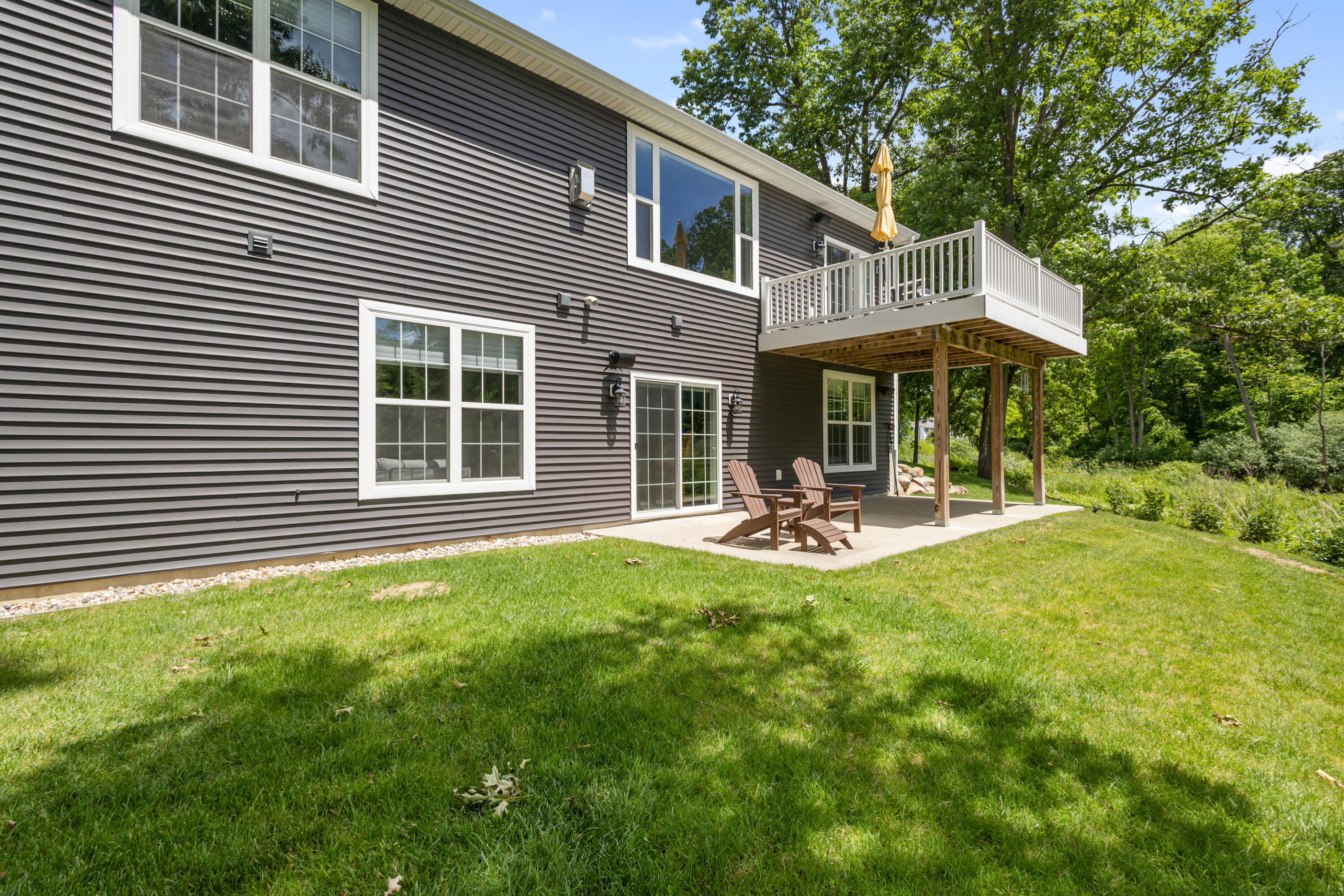 2213 Hunters Pond Kalamazoo MI 49048