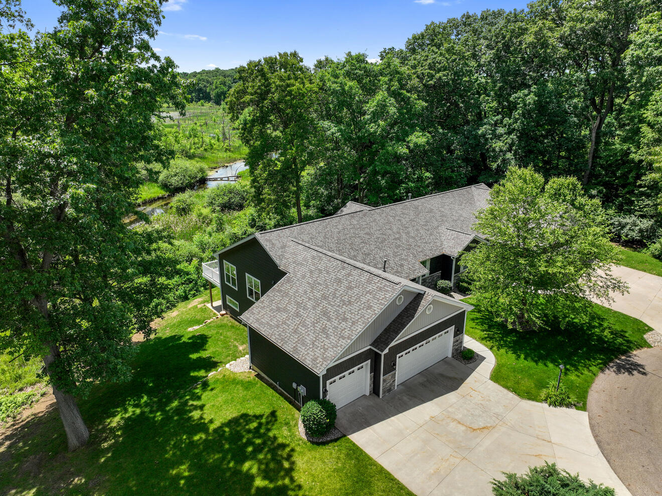 2213 Hunters Pond Kalamazoo MI 49048