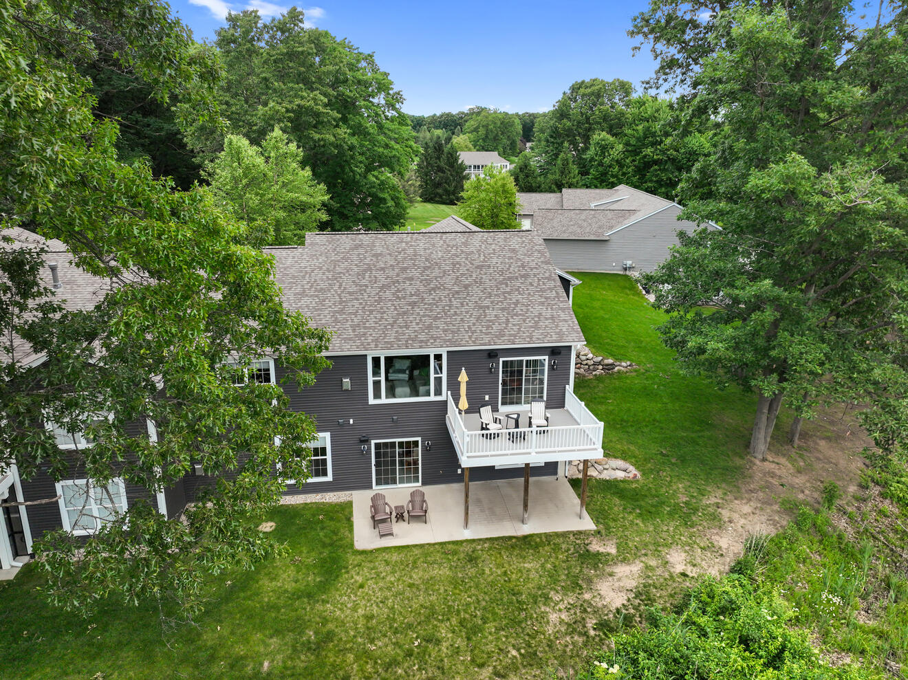 2213 Hunters Pond Kalamazoo MI 49048