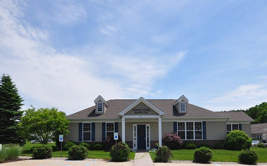 2213 Hunters Pond Kalamazoo MI 49048
