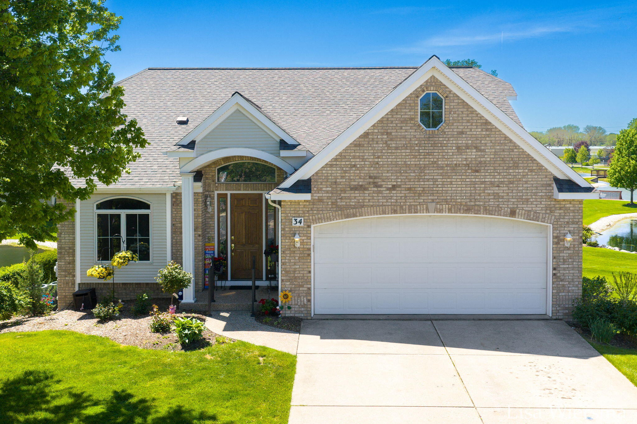 34 Regal Court Zeeland MI 49464