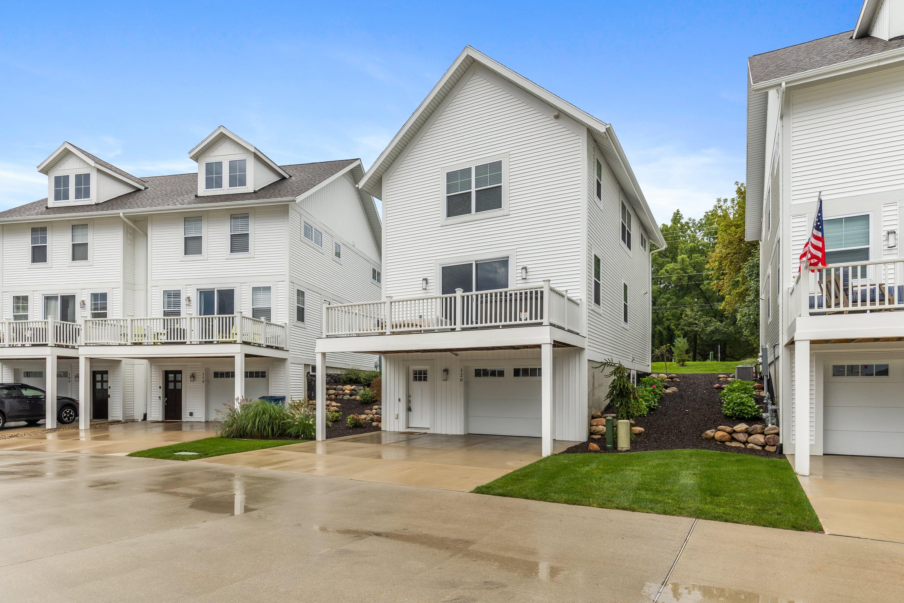120 Kewatin Court Douglas MI 49406