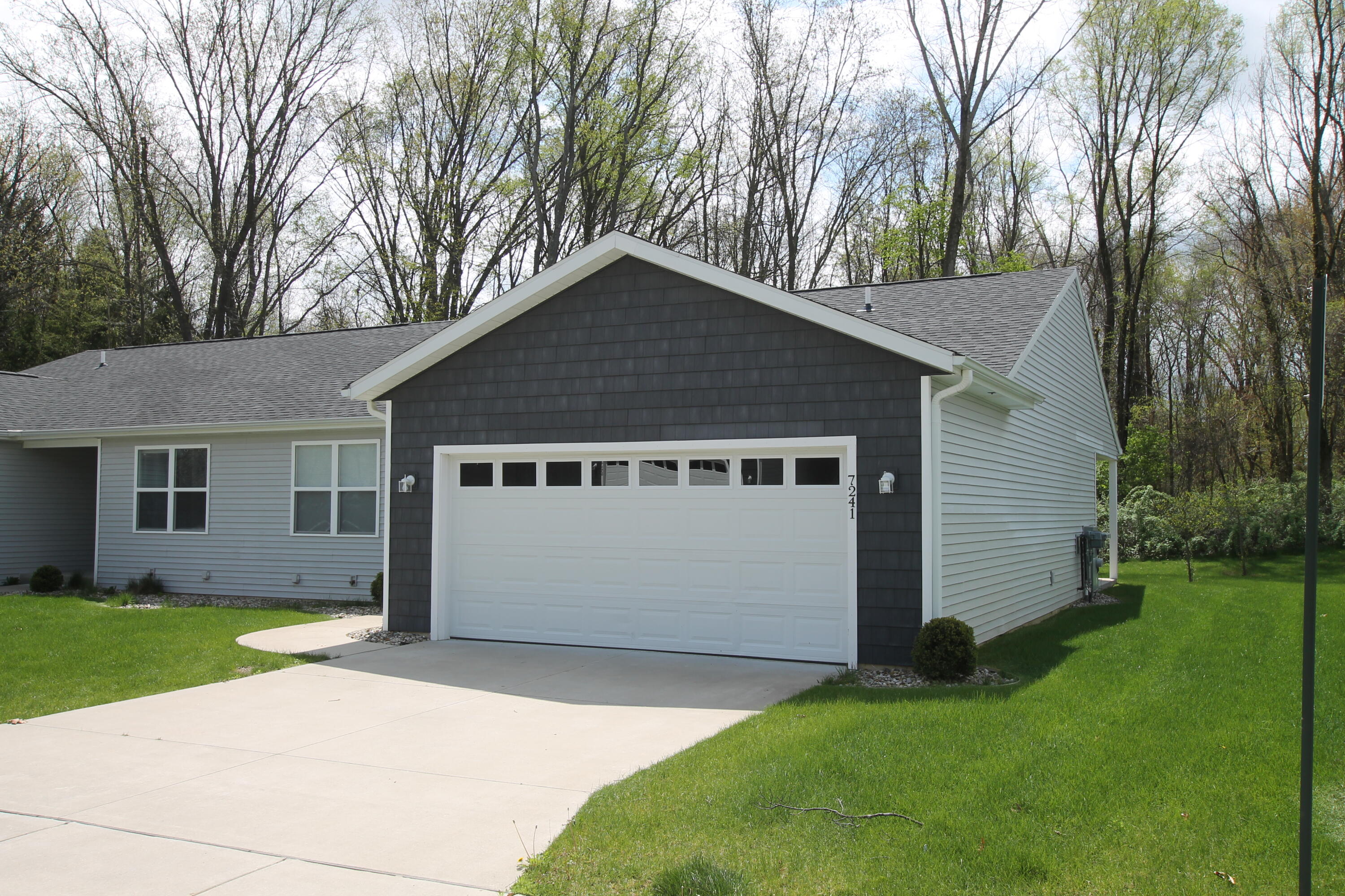 7241 Glendora Lane Kalamazoo MI 49009