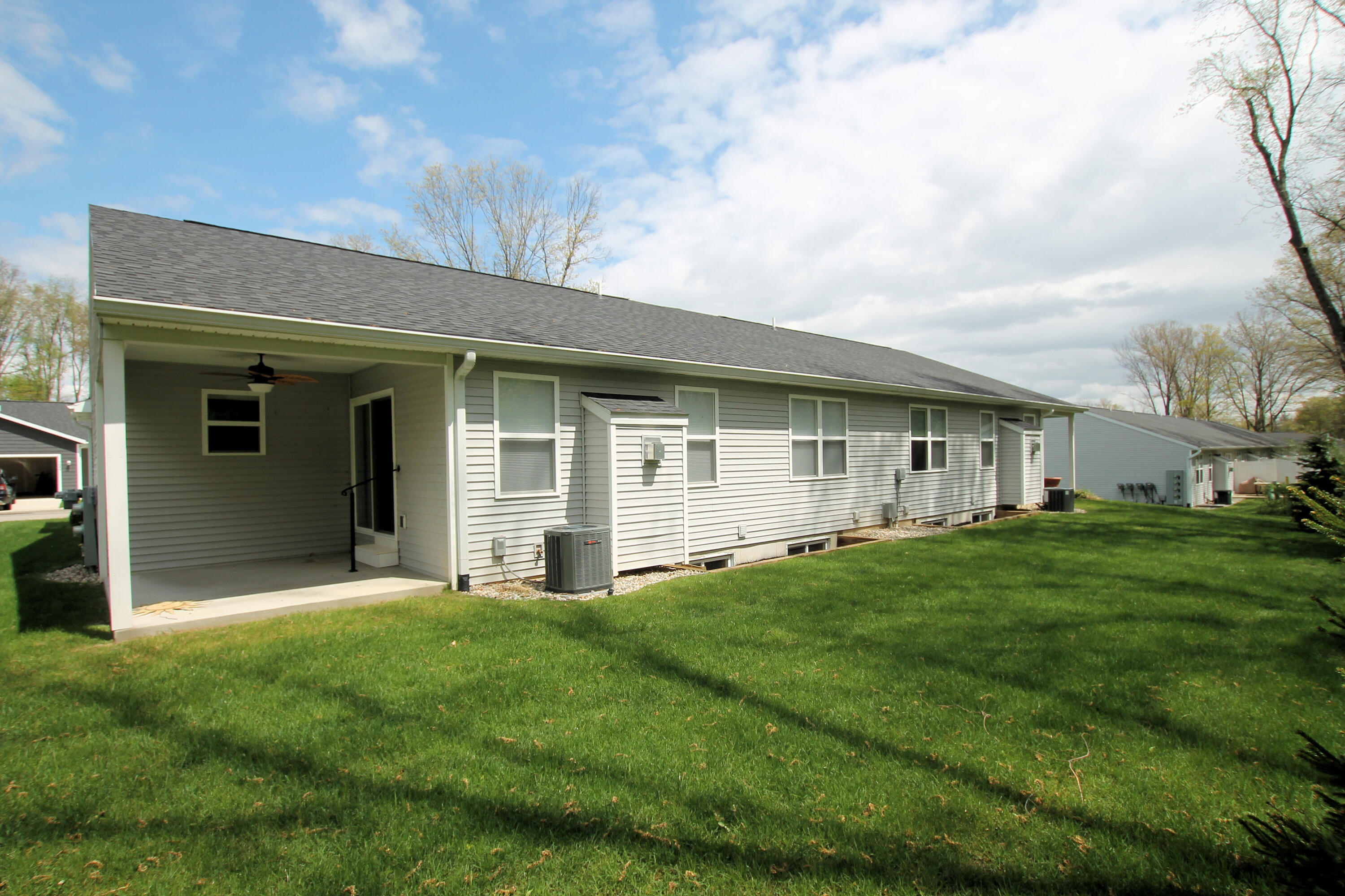 7241 Glendora Lane Kalamazoo MI 49009