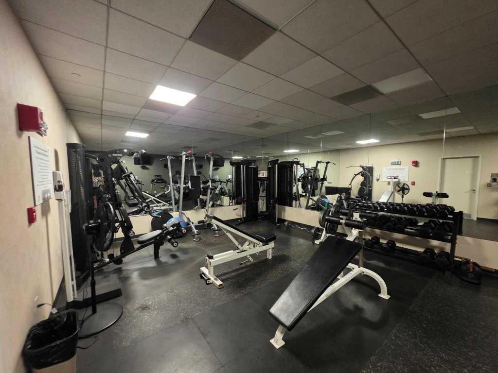 122 Campau Circle NW Grand Rapids MI 49503